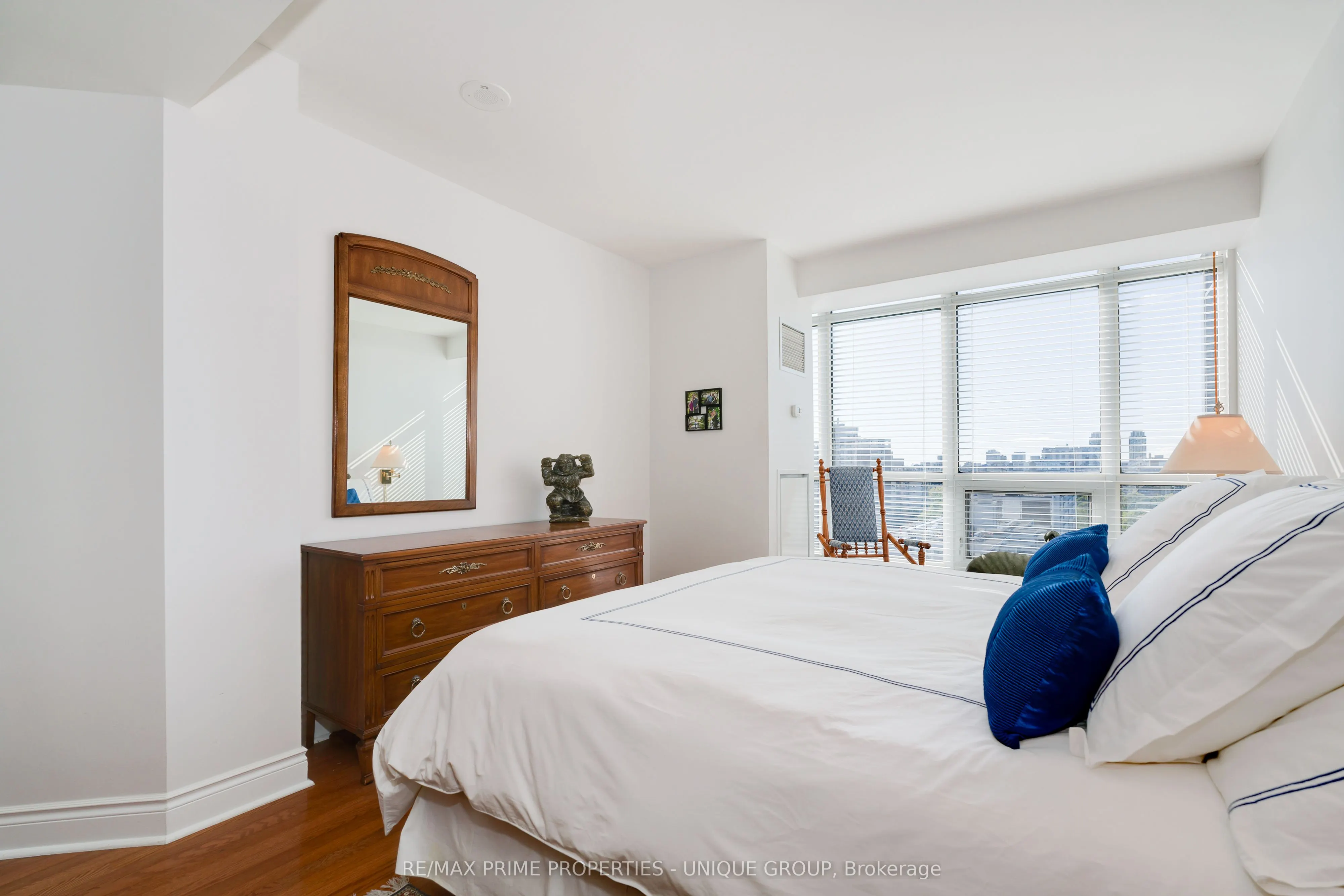 10 Delisle Avenue, #1404