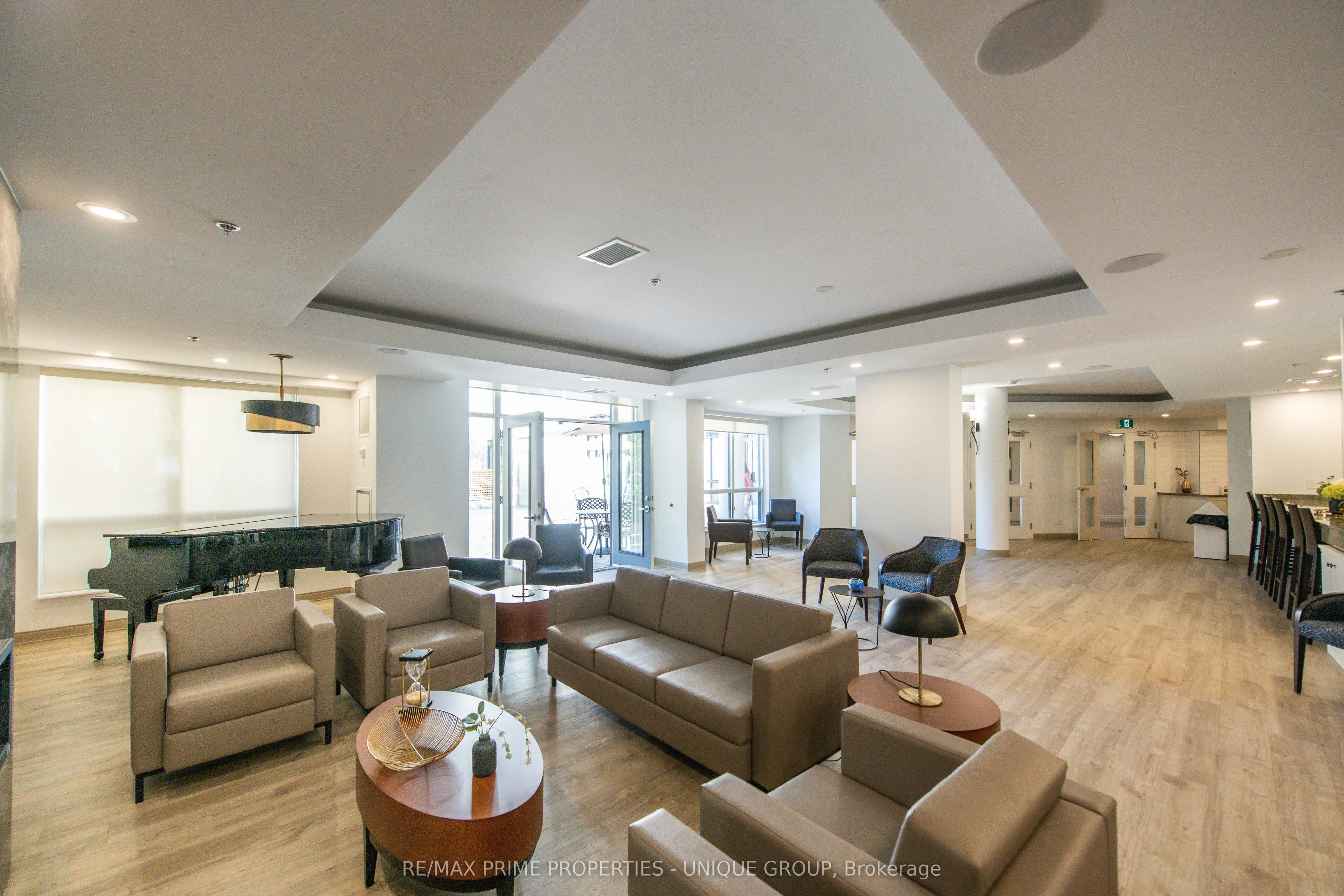 10 Delisle Avenue, #1404