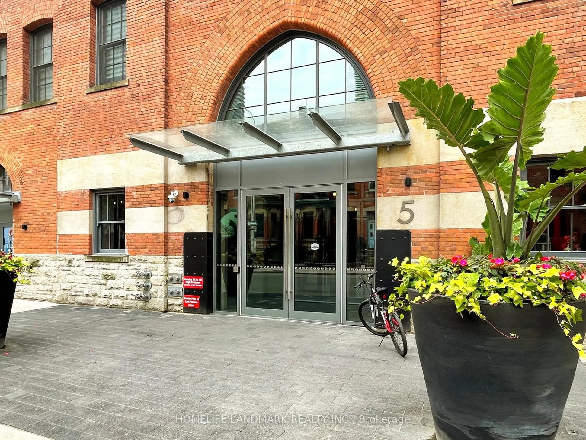 5 St Joseph Street, #1411