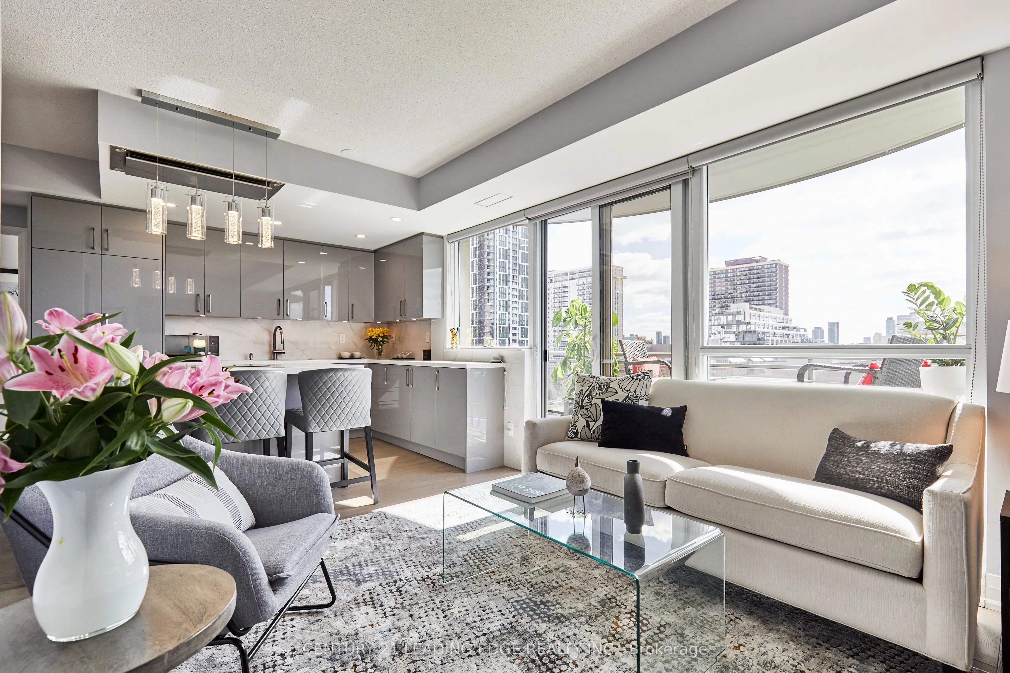 1430 Yonge Street, #703
