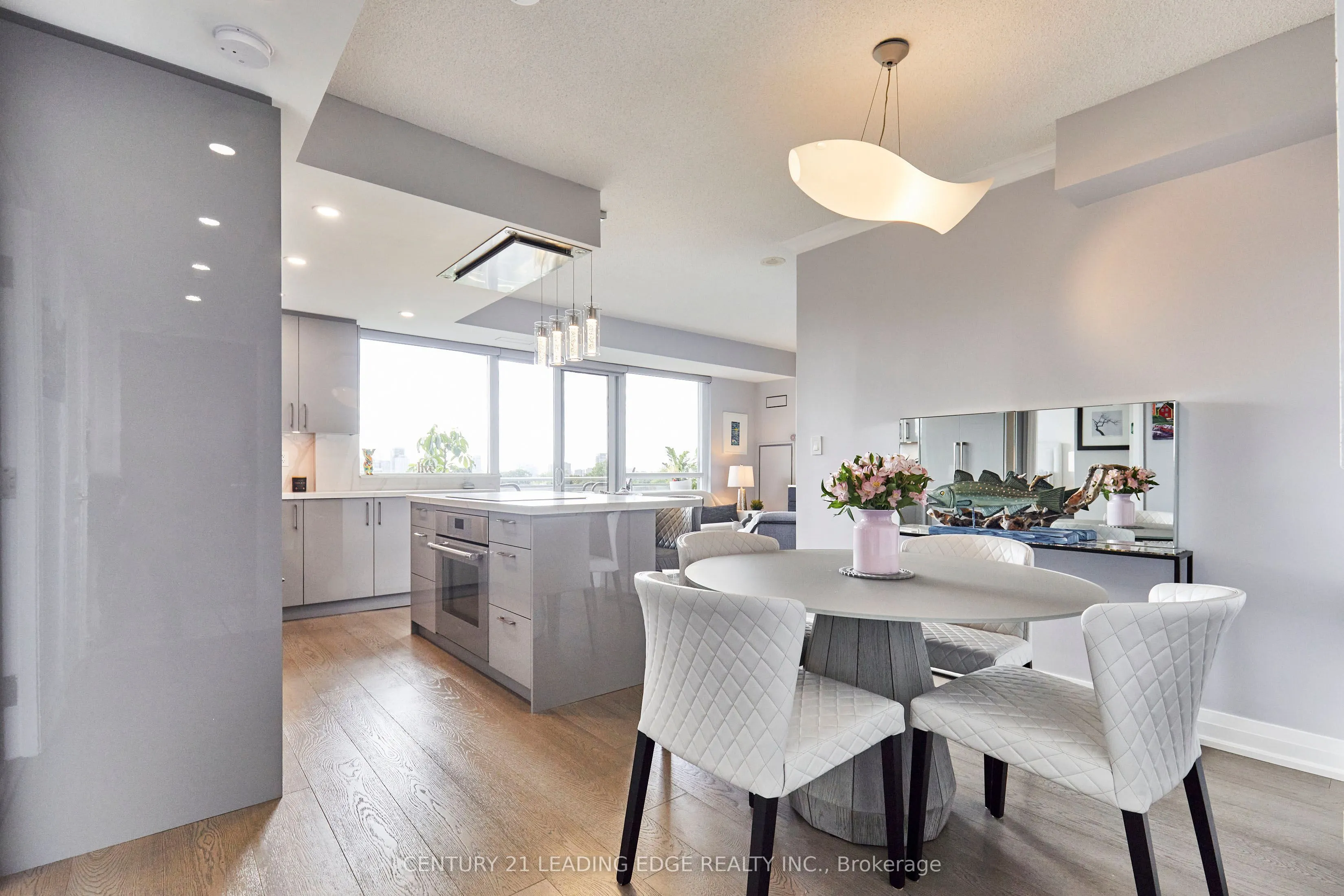 1430 Yonge Street, #703