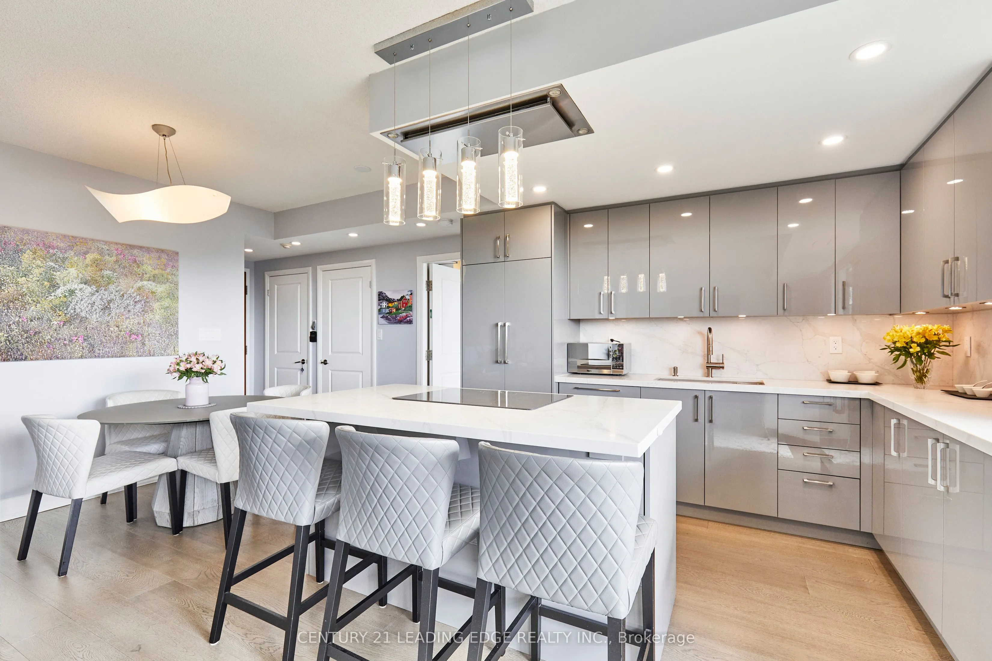 1430 Yonge Street, #703