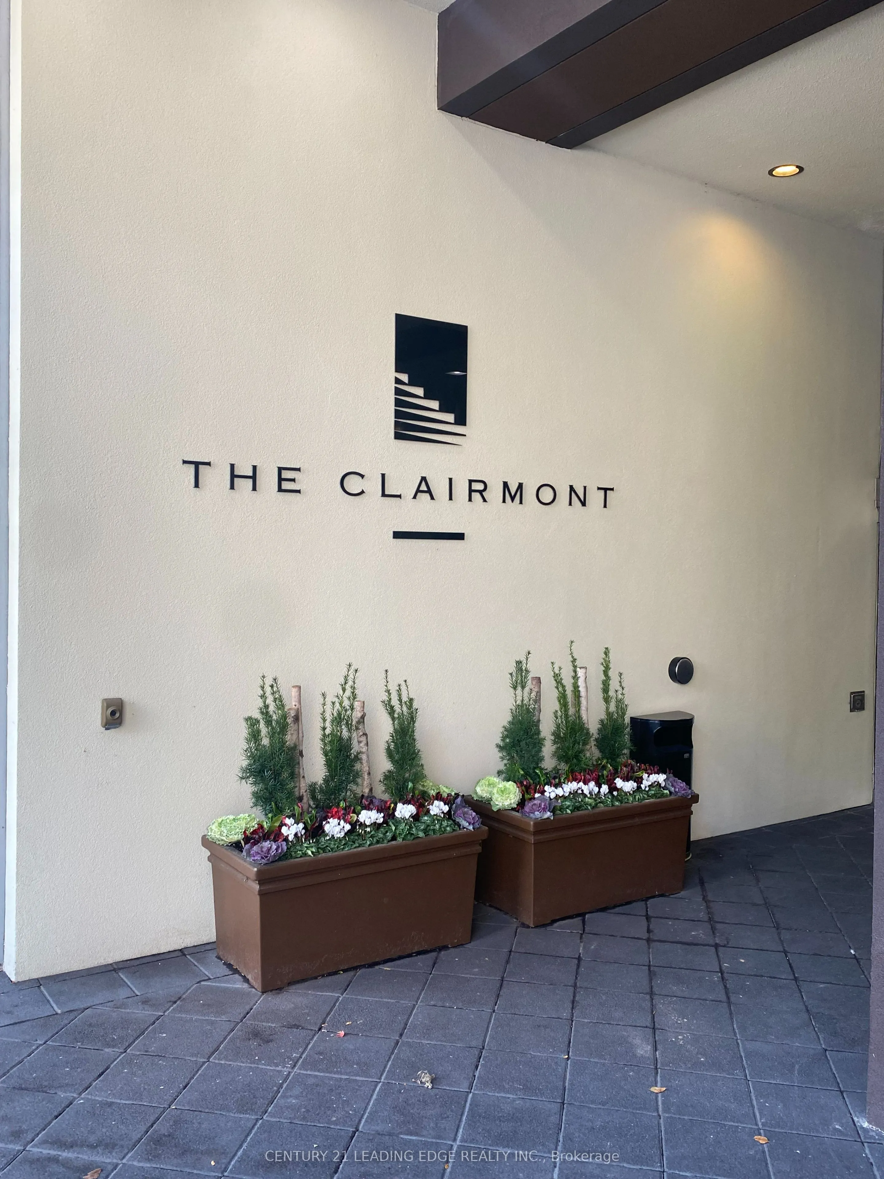 1430 Yonge Street, #703