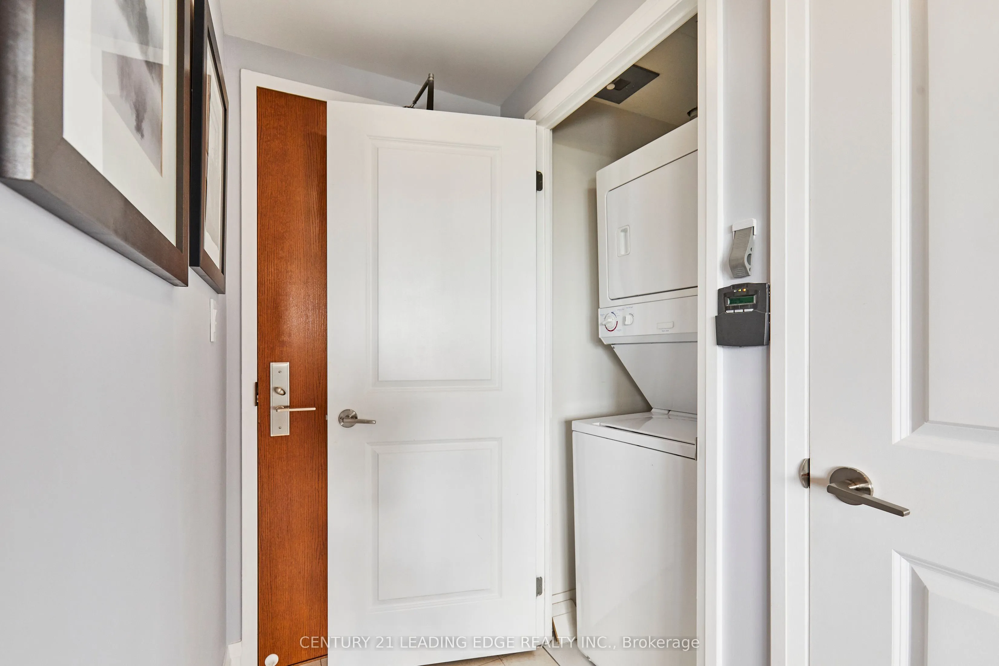 1430 Yonge Street, #703