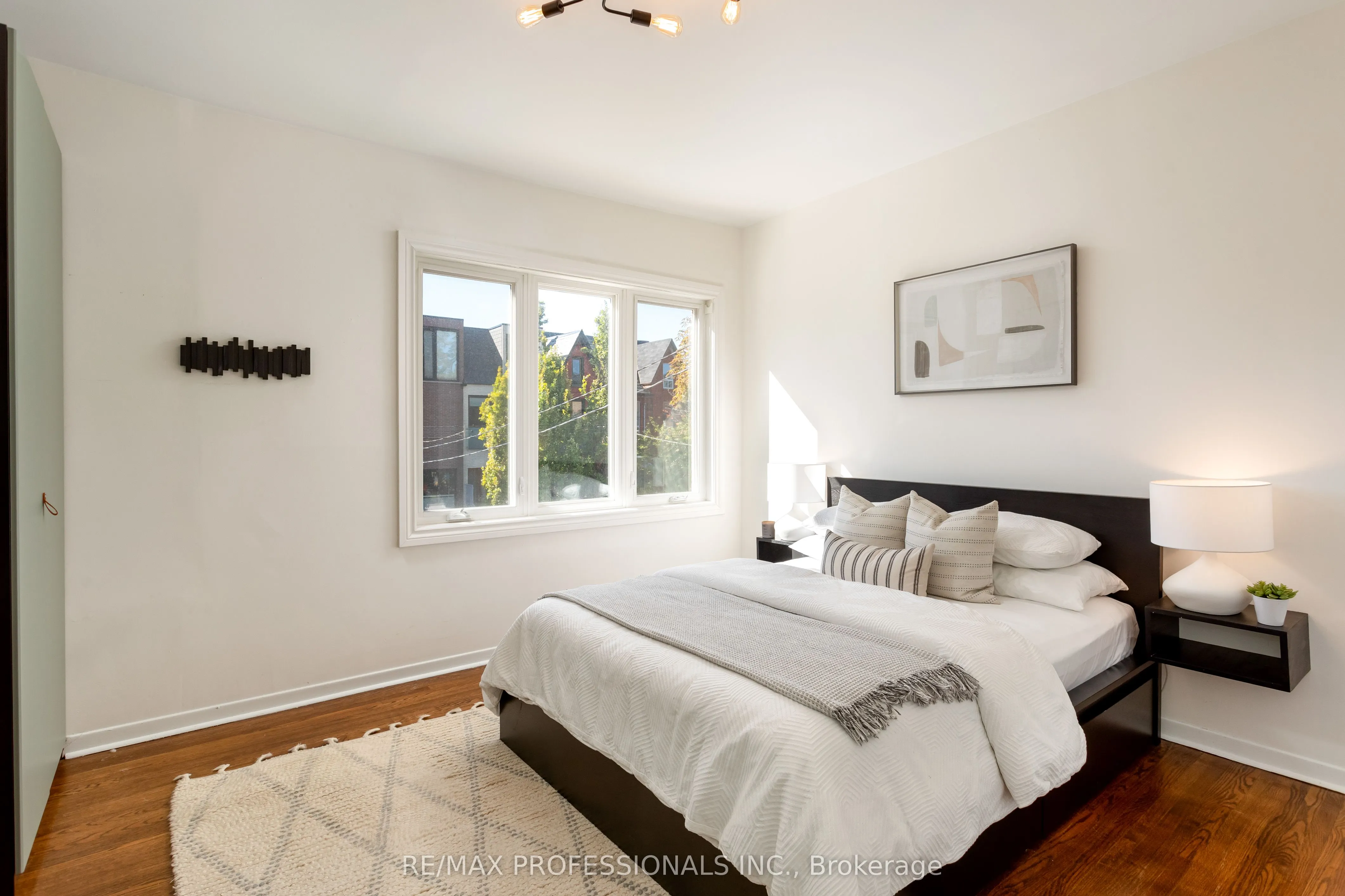 211 Markham Street