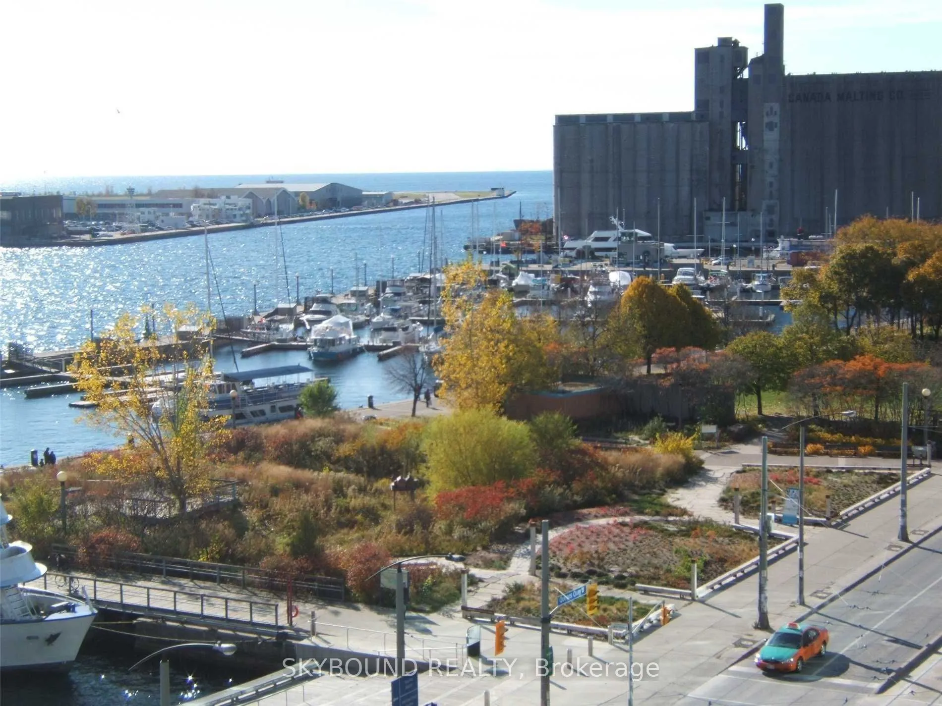 410 Queens Quay W