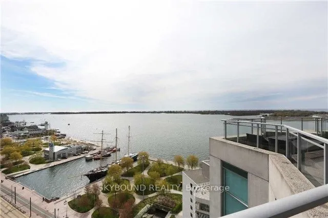 410 Queens Quay W