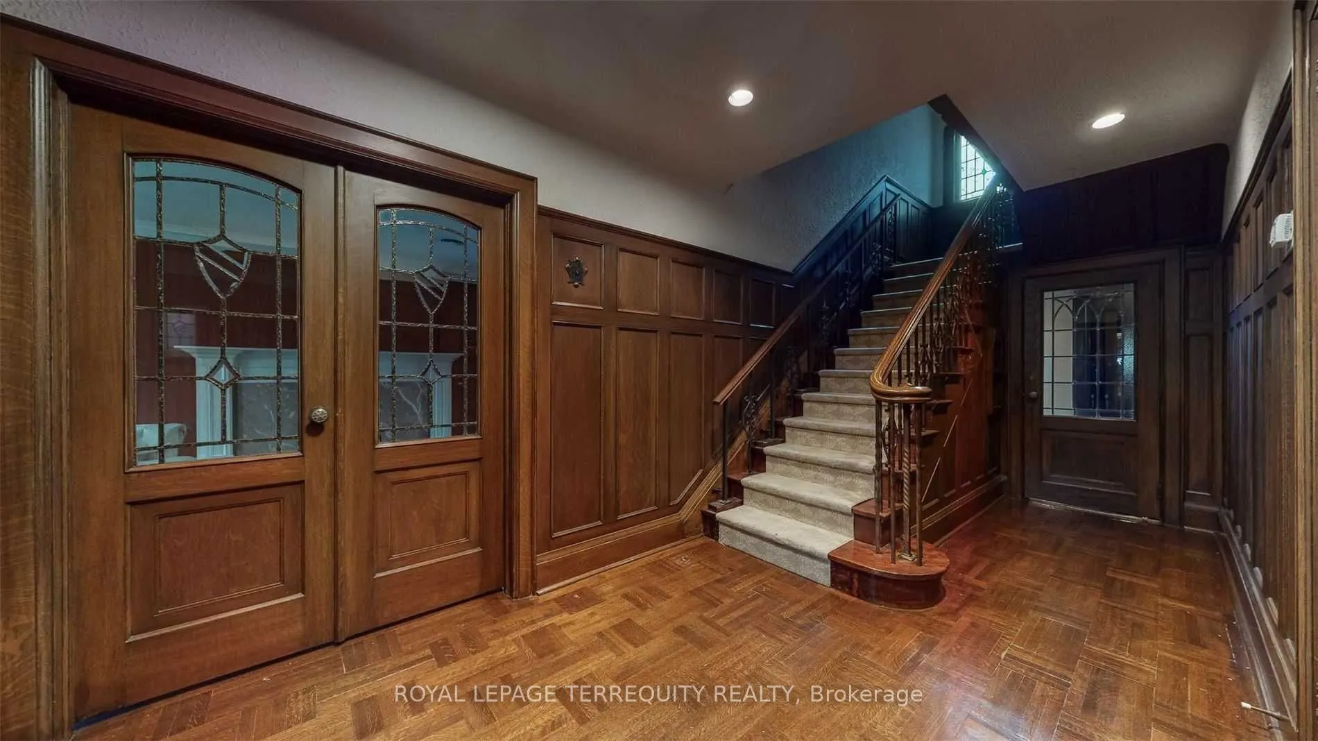 312 Glenayr Road