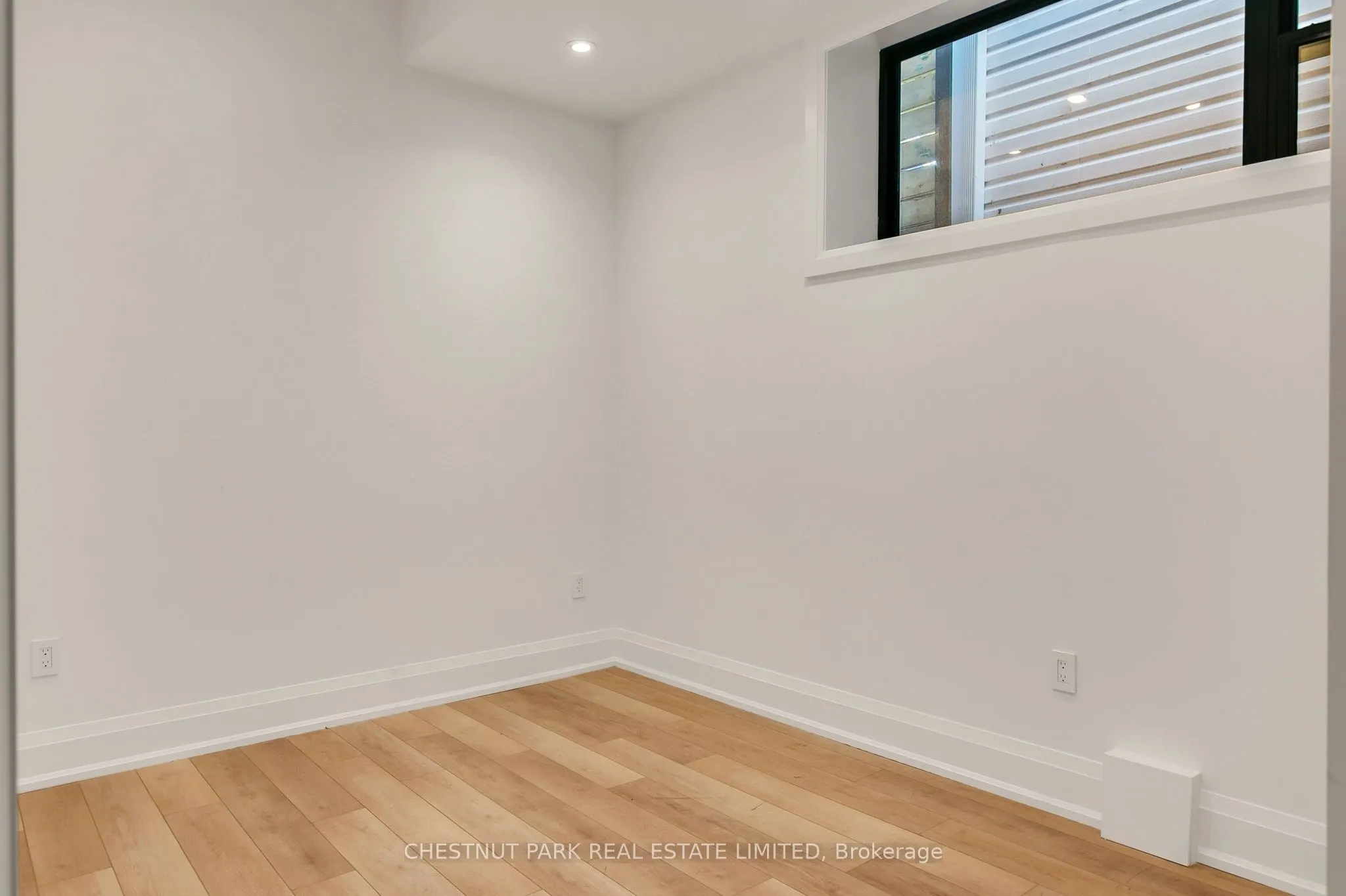 1031 Spadina Road