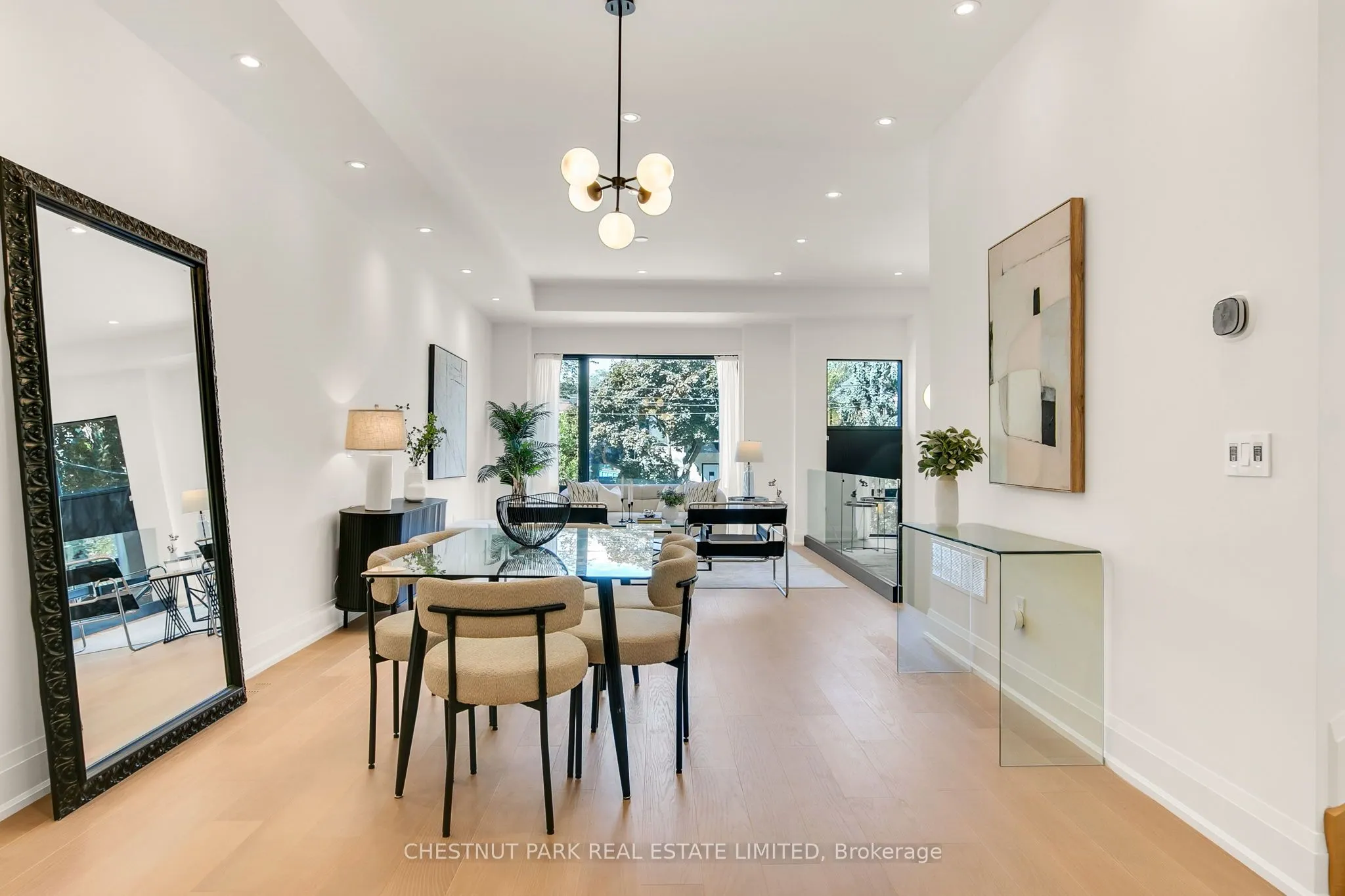 1031 Spadina Road
