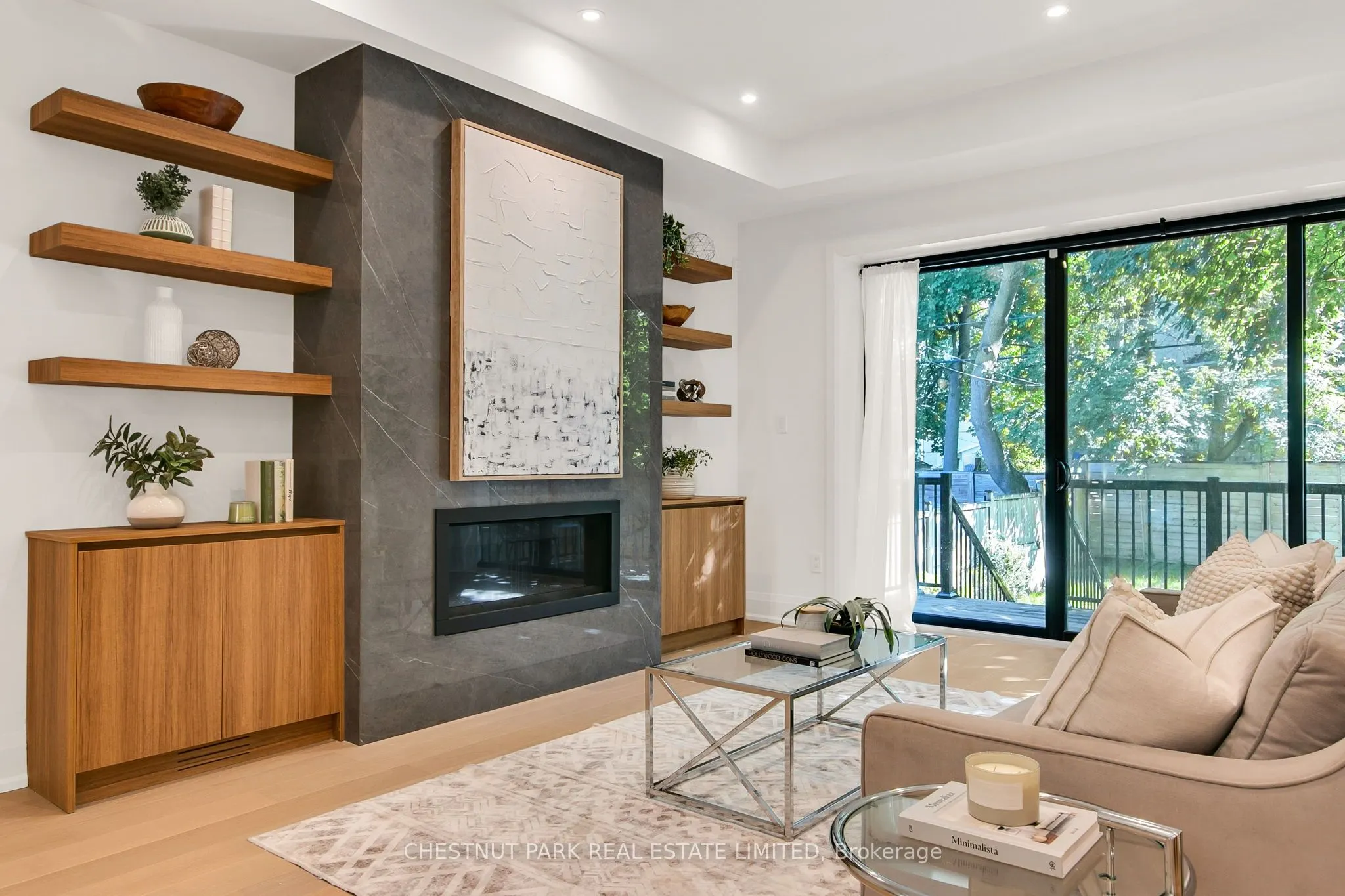 1031 Spadina Road