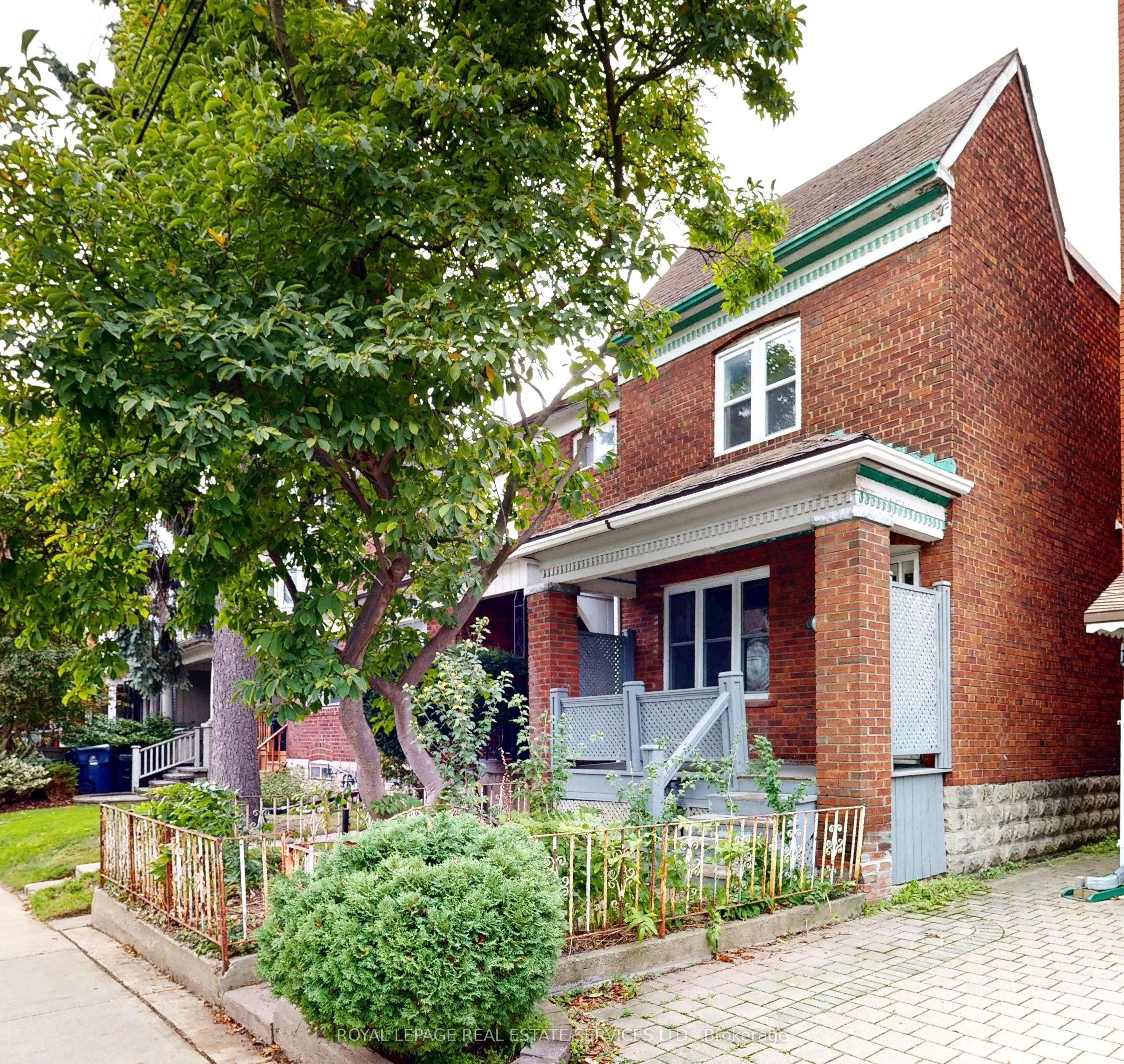 196 Markham Street