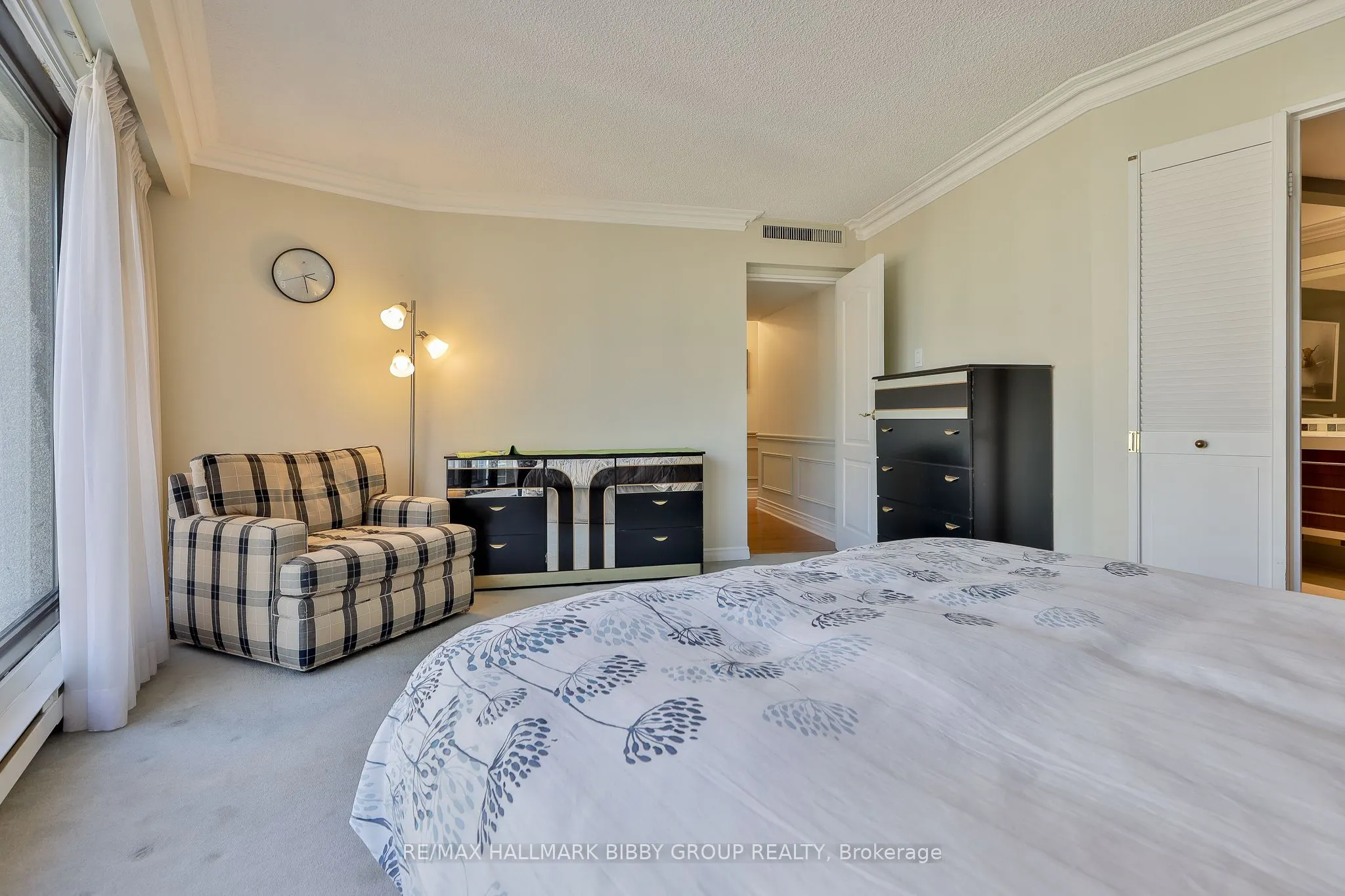 65 Harbour Square, #3006