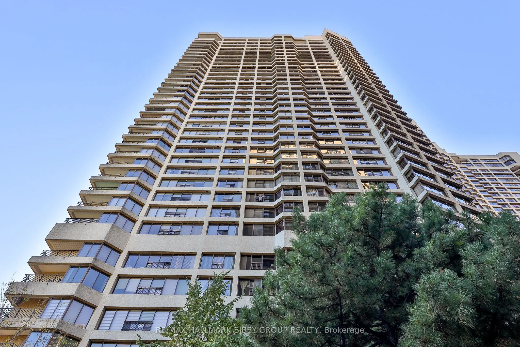 65 Harbour Square, #3006