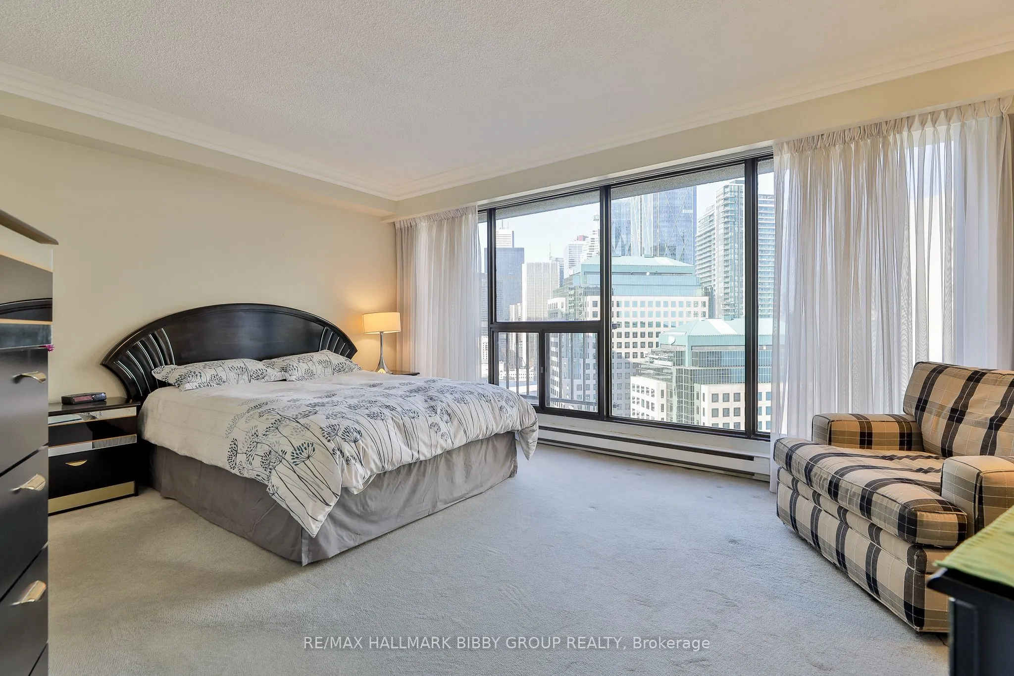 65 Harbour Square, #3006