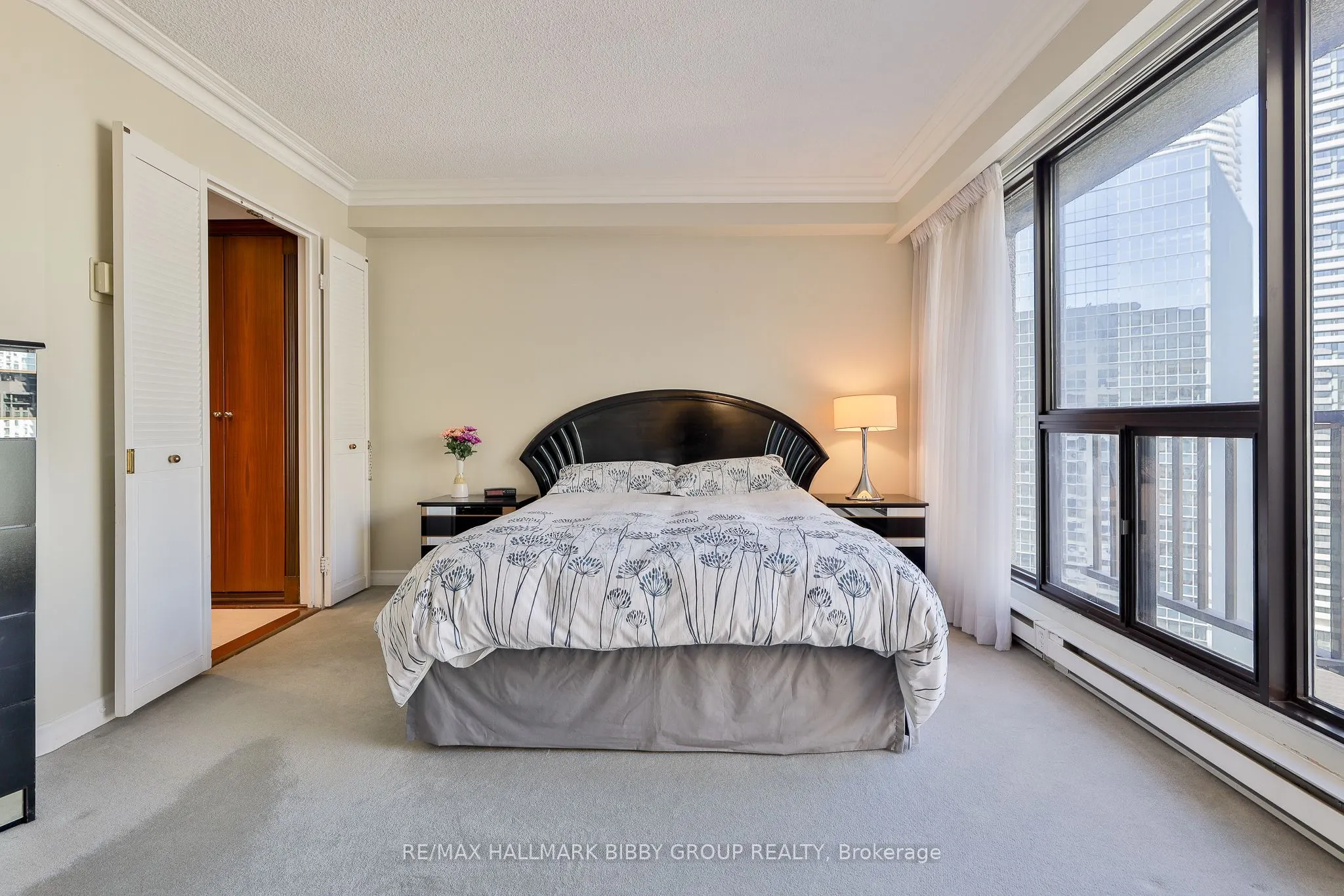 65 Harbour Square, #3006