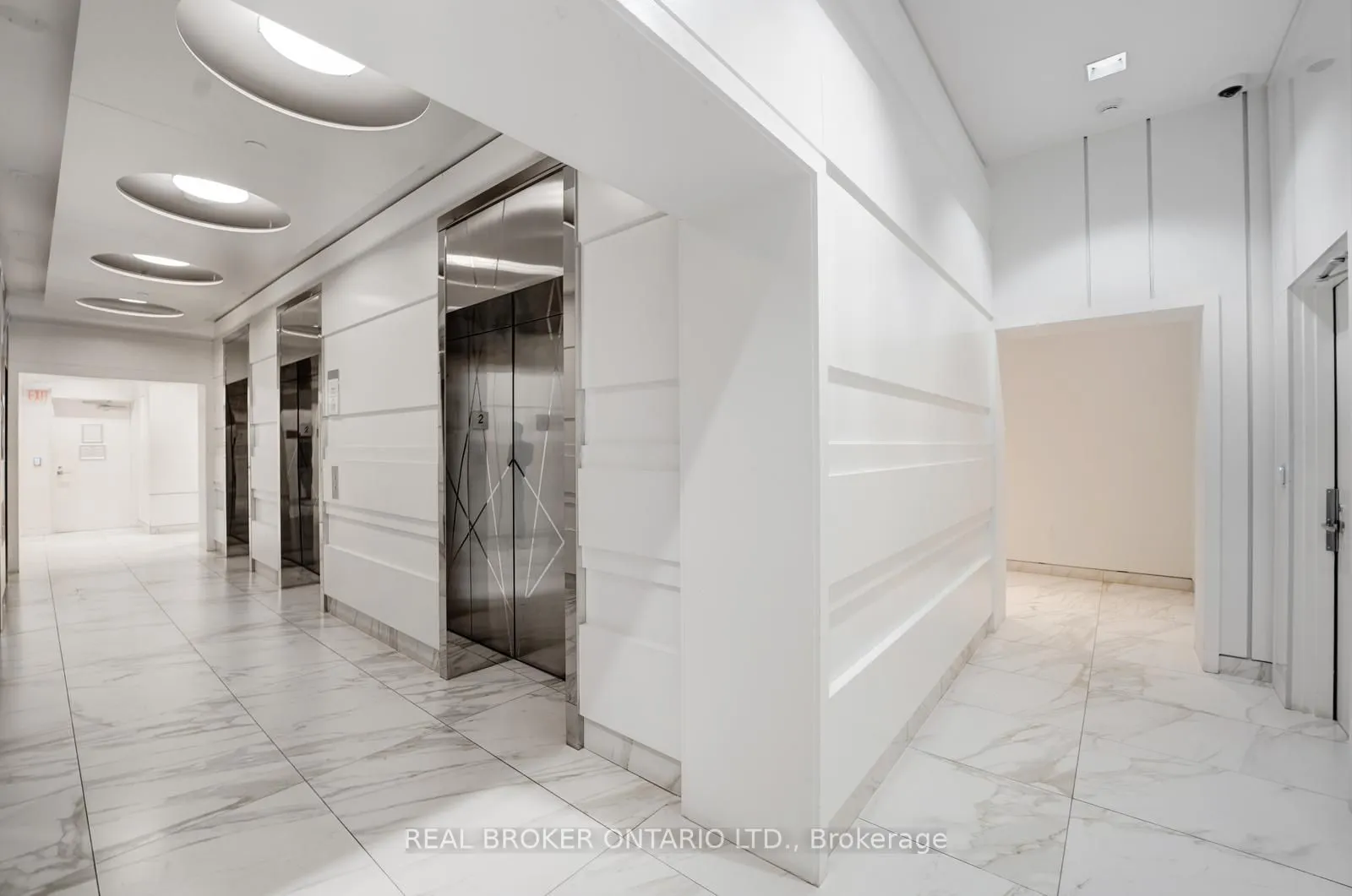 14 York Street, #1806