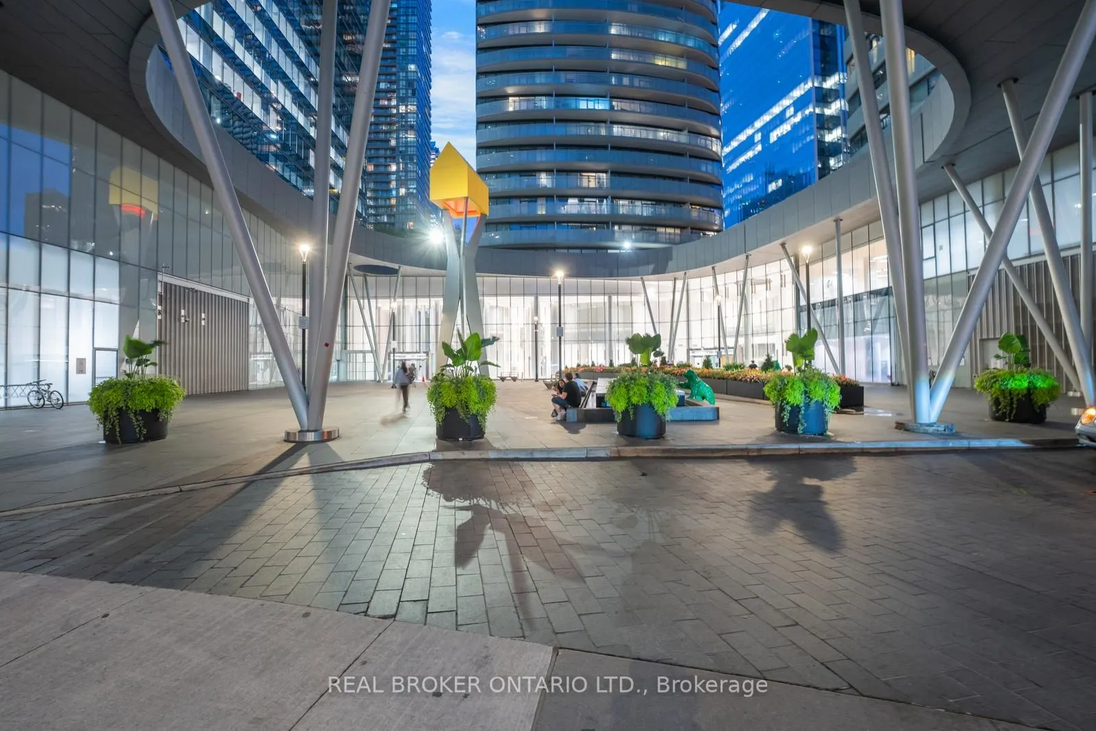 14 York Street, #1806