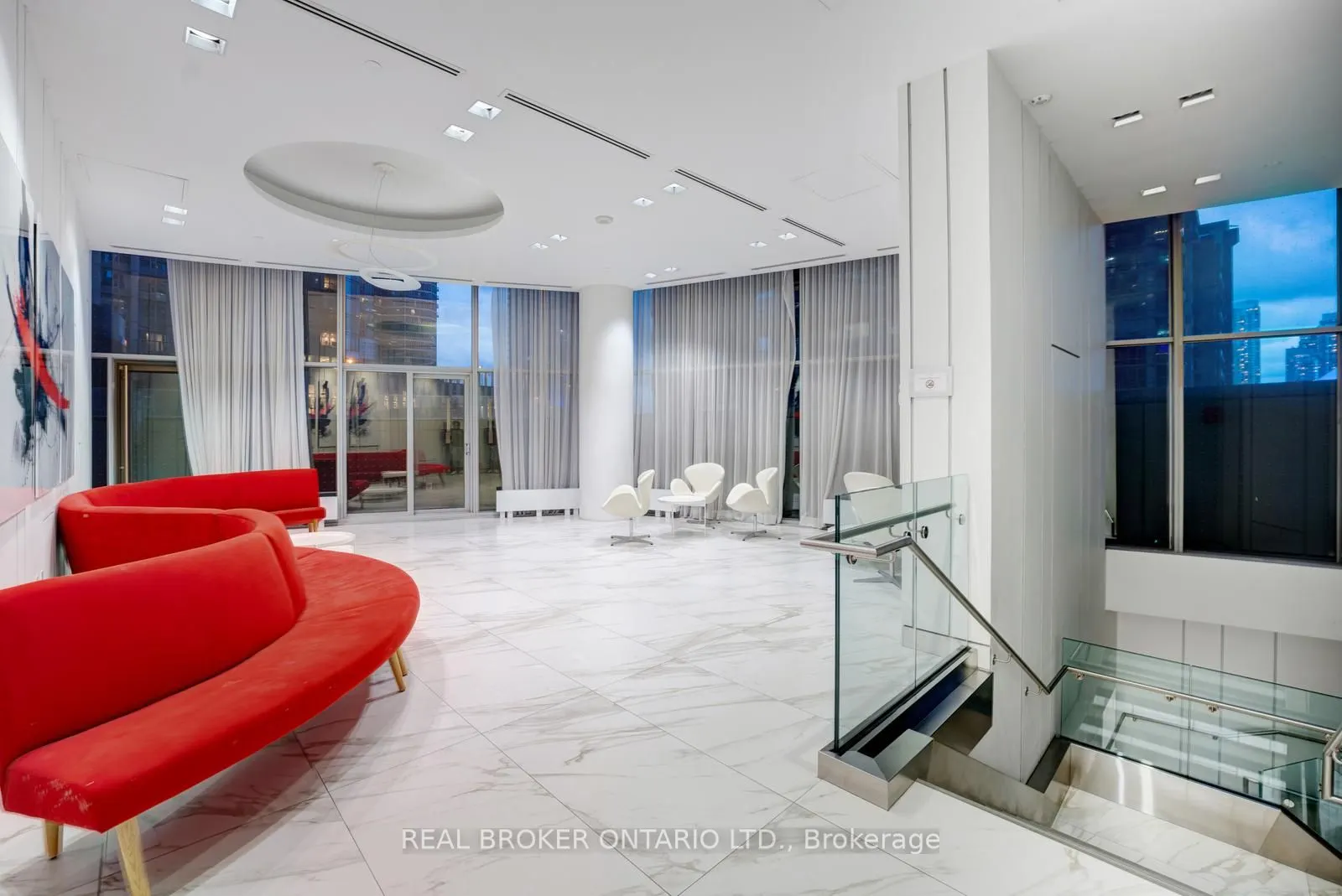 14 York Street, #1806