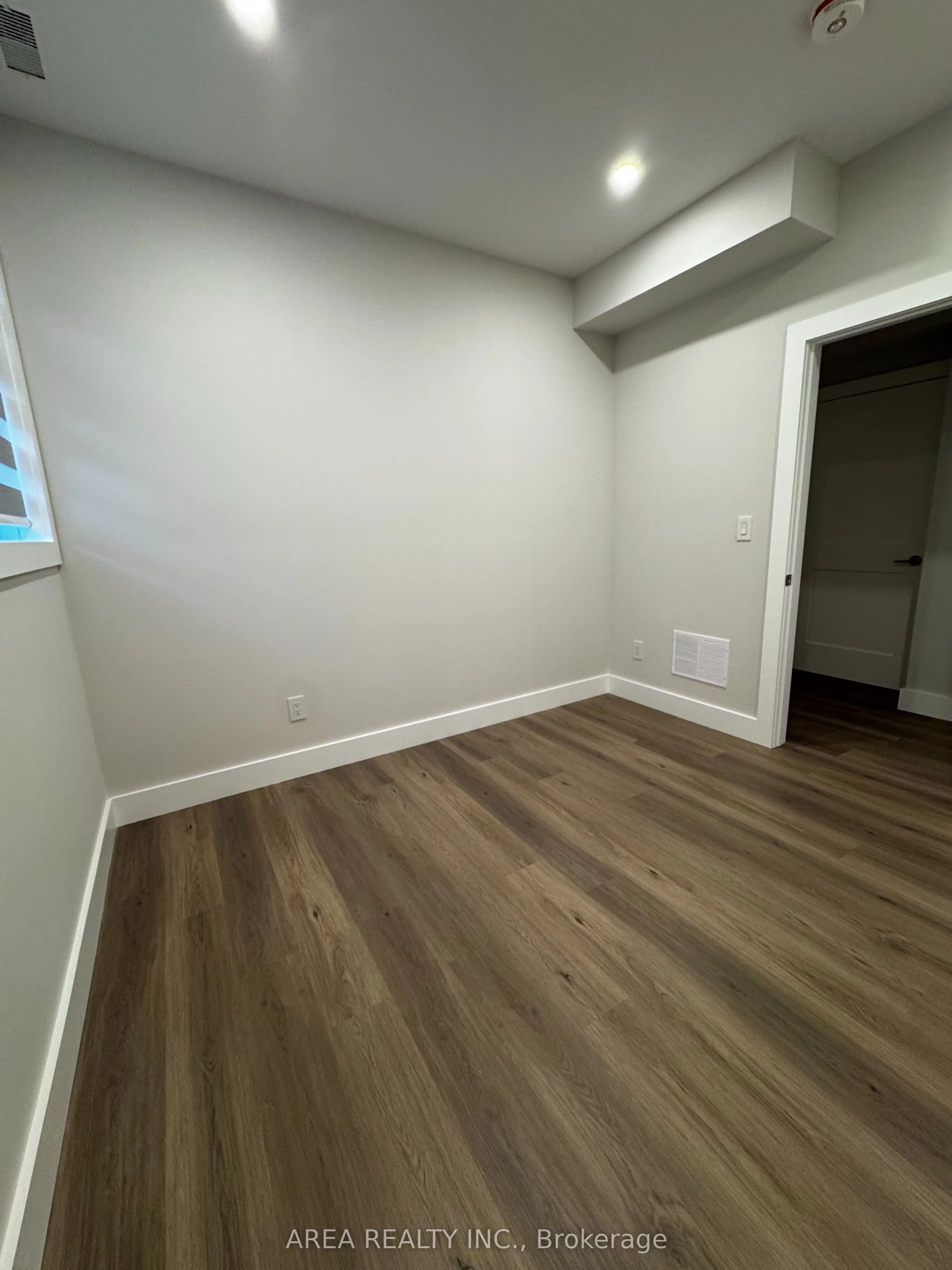 501 Northcliffe Boulevard, #Main