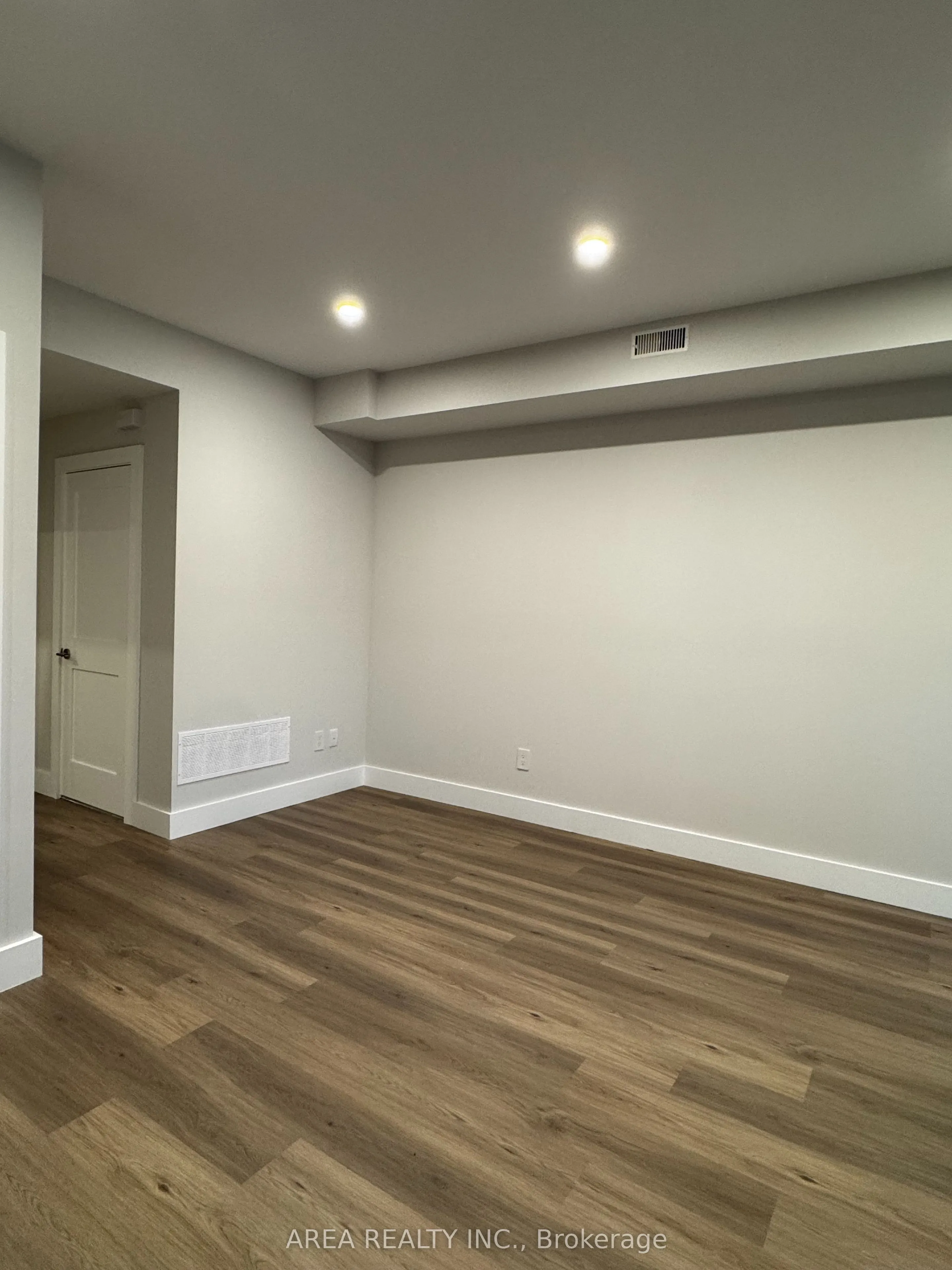 501 Northcliffe Boulevard, #Main