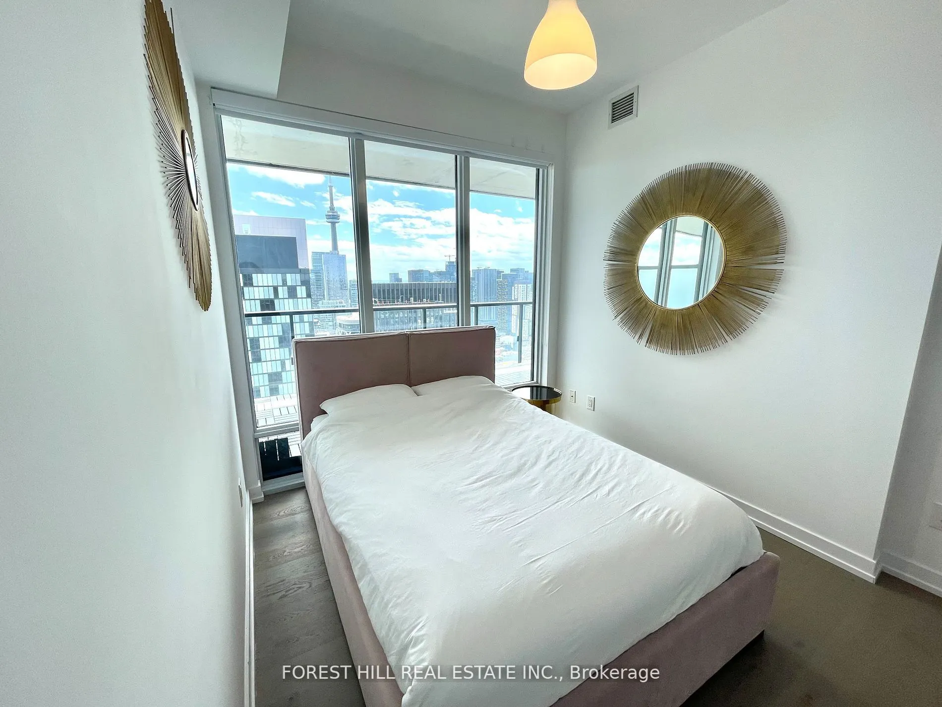488 University Avenue, #3410