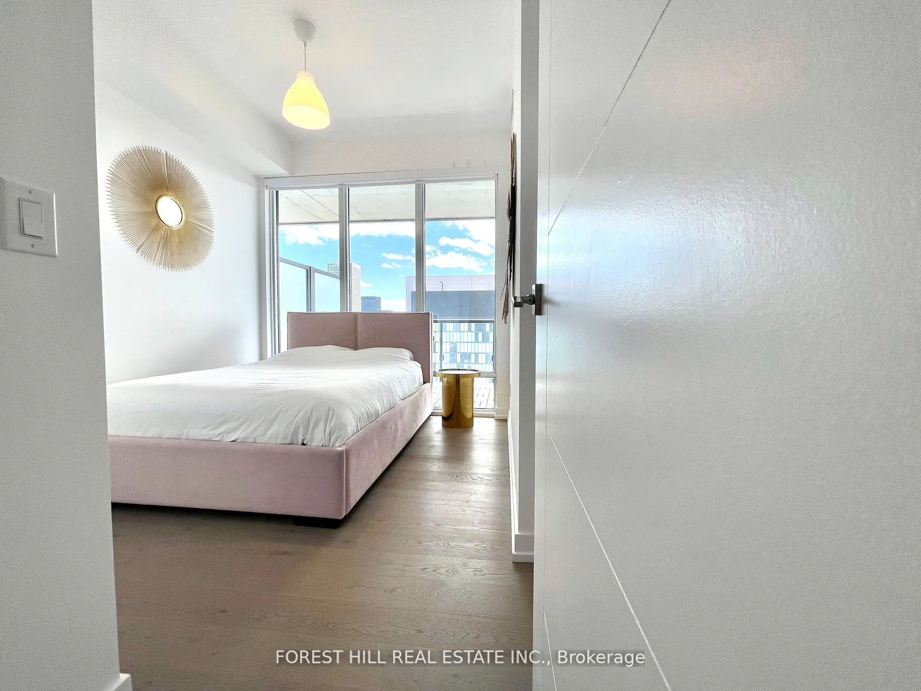 488 University Avenue, #3410
