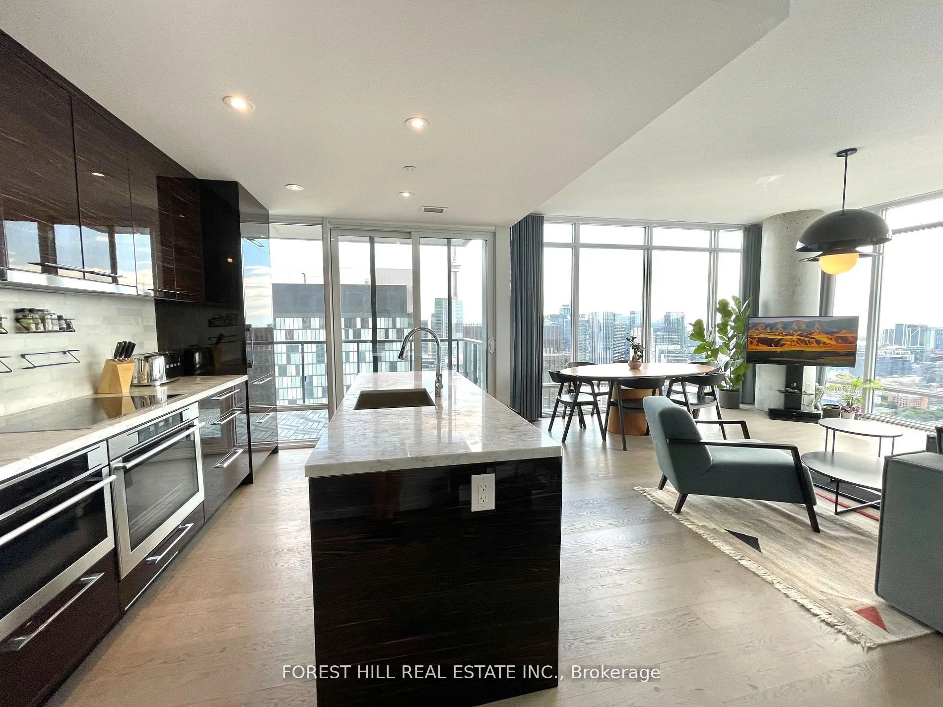 488 University Avenue, #3410