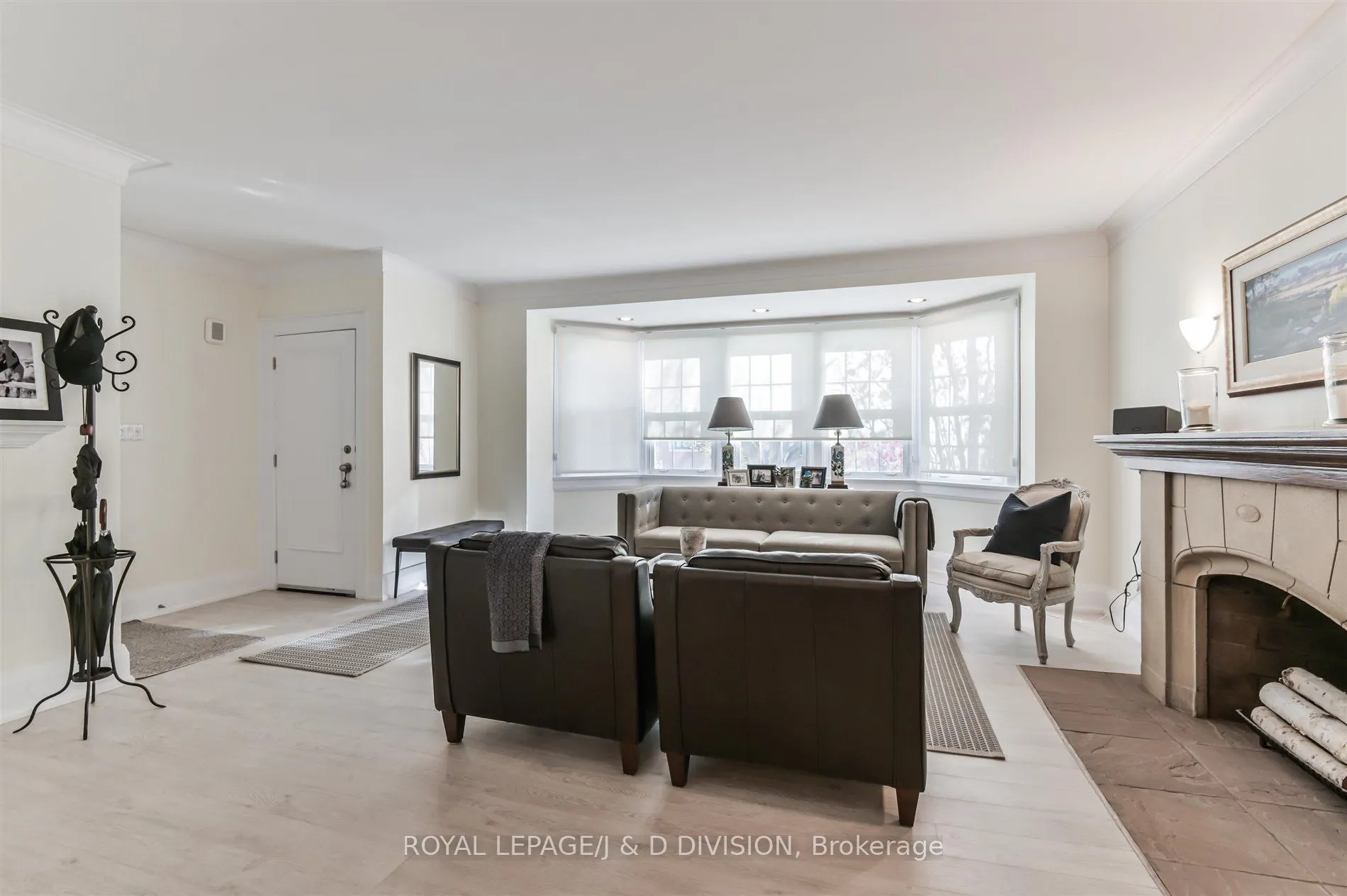 16 Farnham Avenue, #Main
