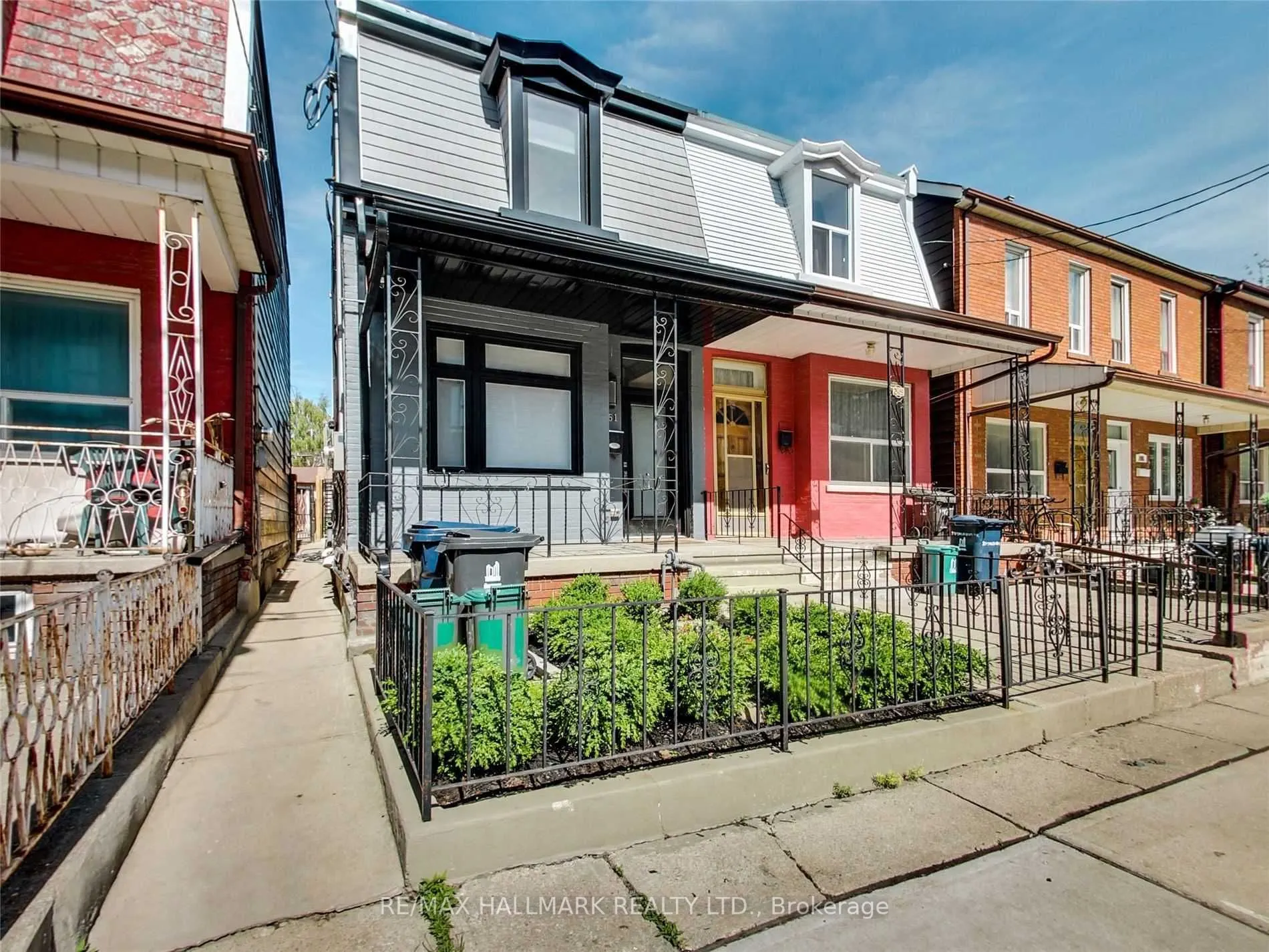 251 Manning (Lower) Avenue