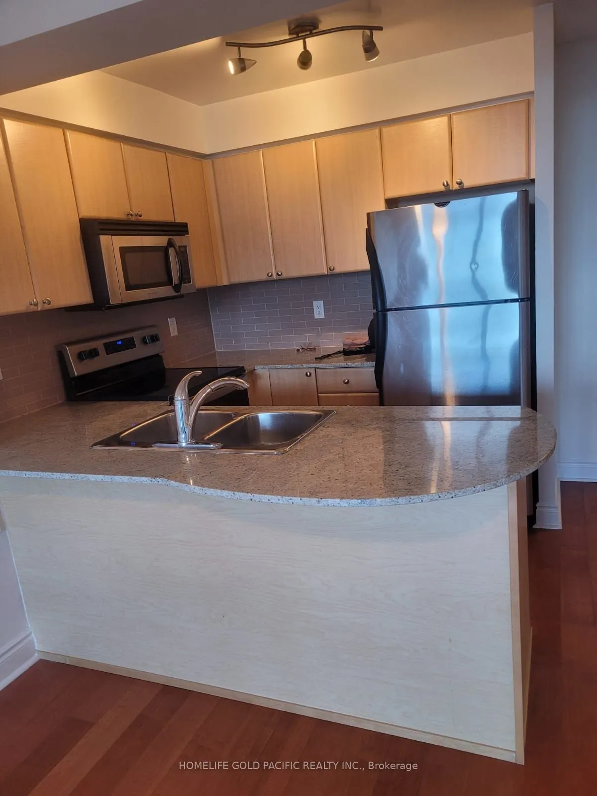 763 Bay Street, #3803