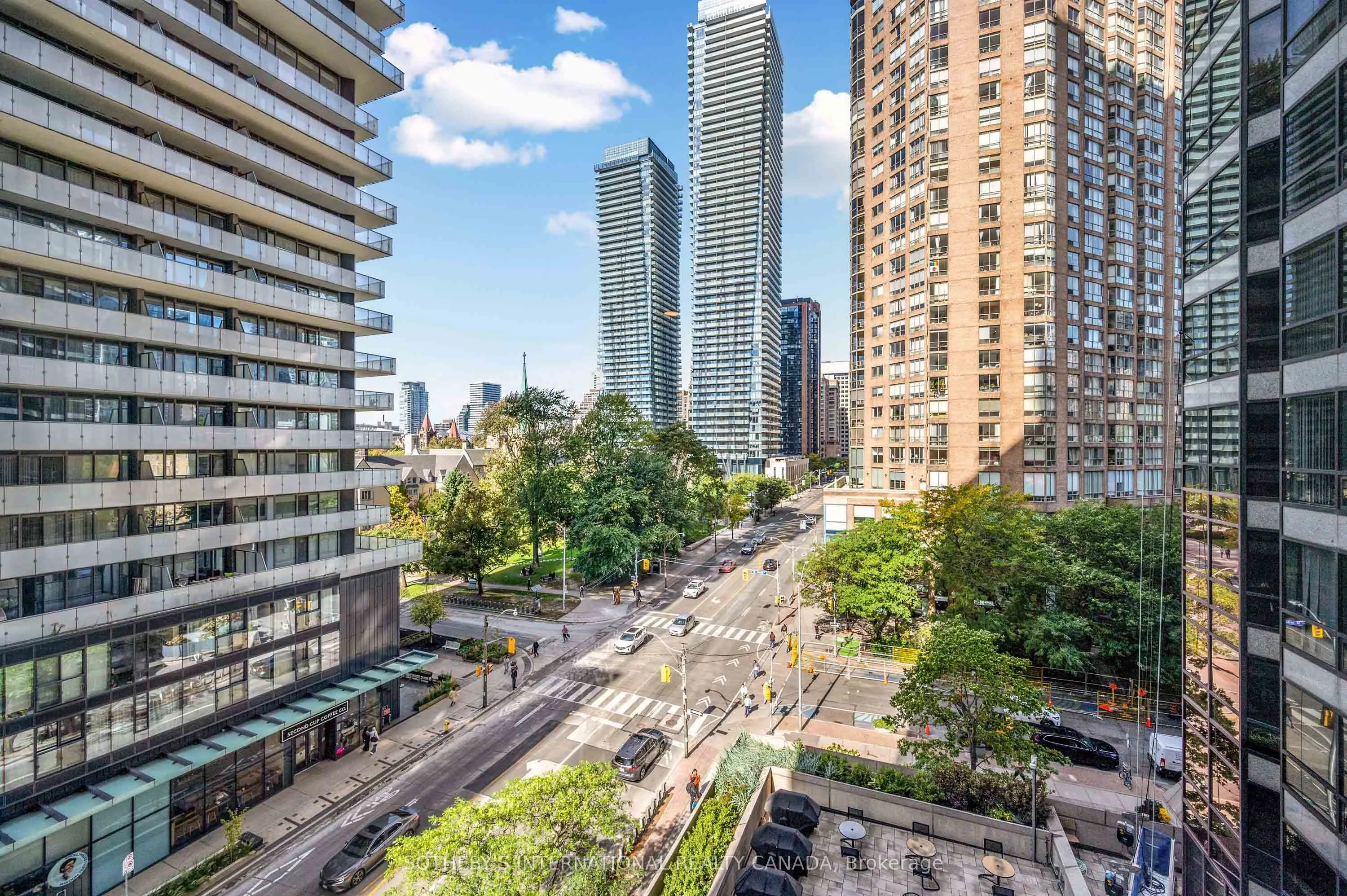 1001 Bay Street, #716