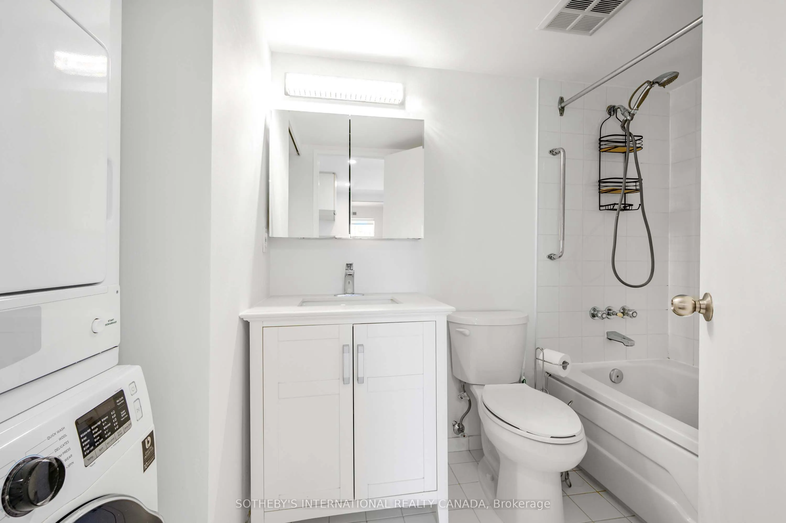 1001 Bay Street, #716