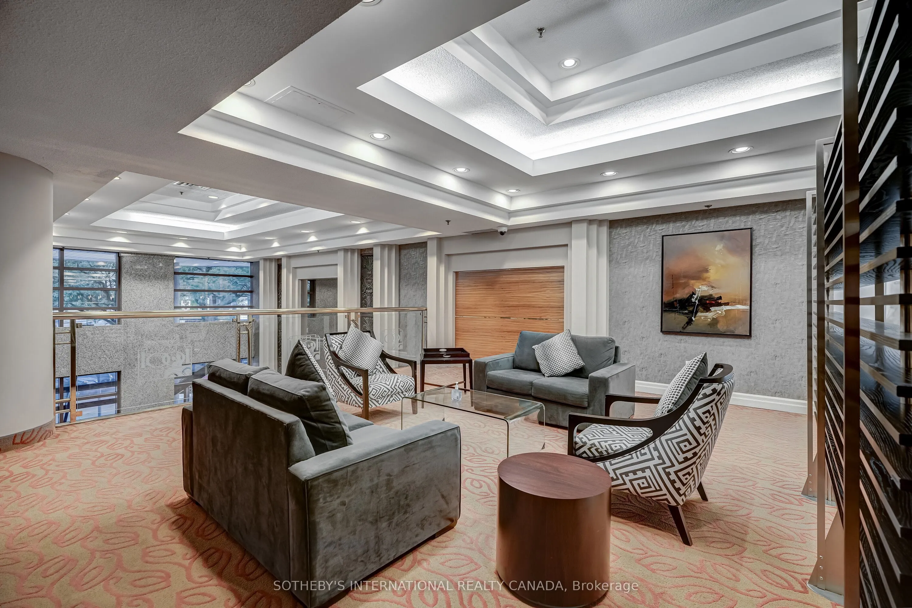 1001 Bay Street, #716