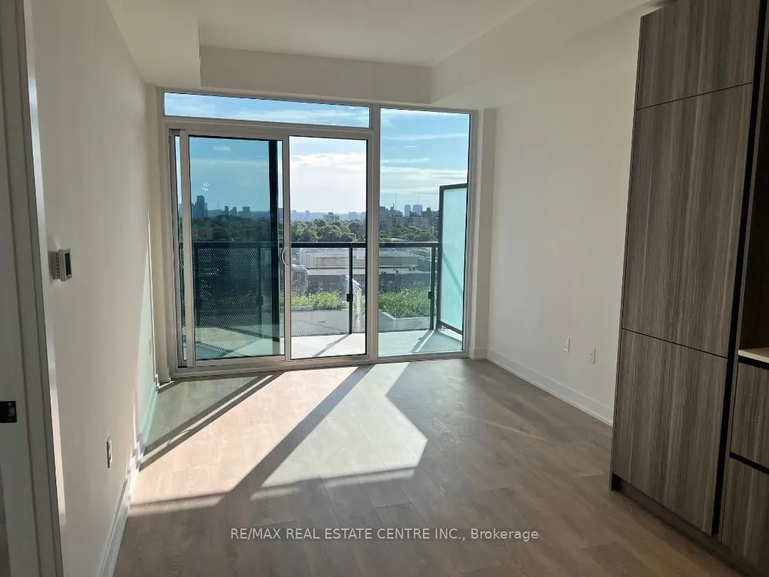 127 Broadway Avenue, #1010