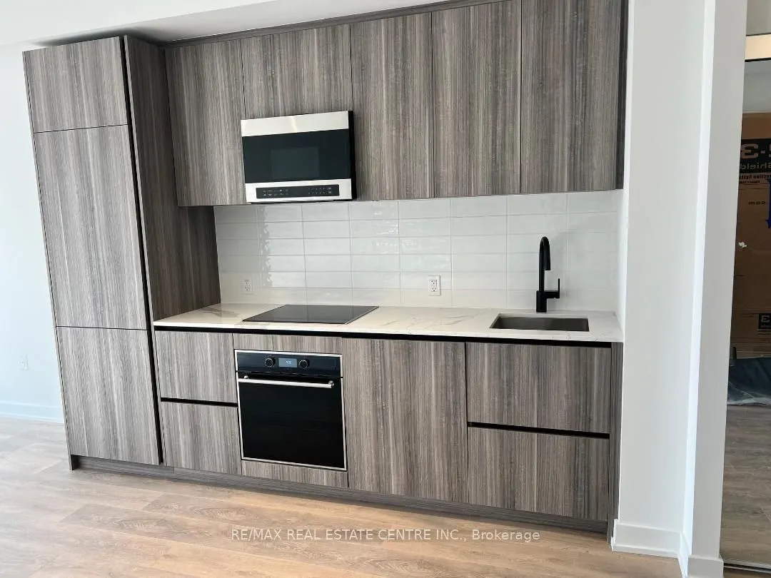 127 Broadway Avenue, #1010