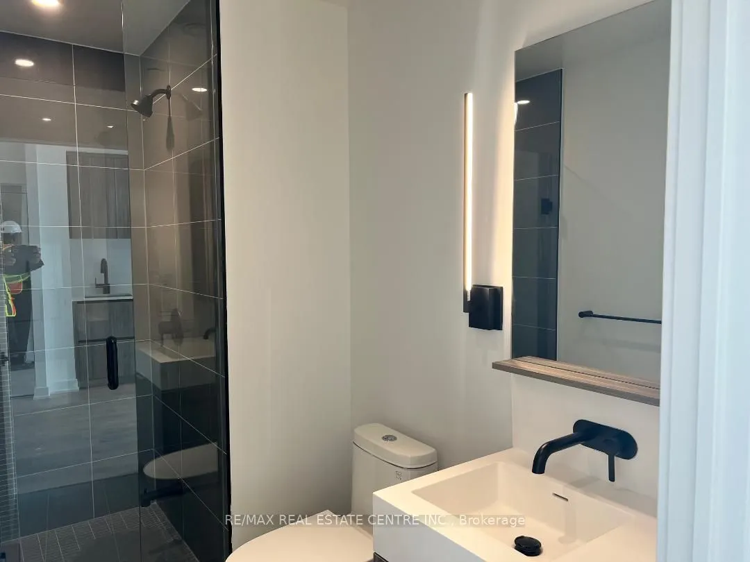 127 Broadway Avenue, #1010
