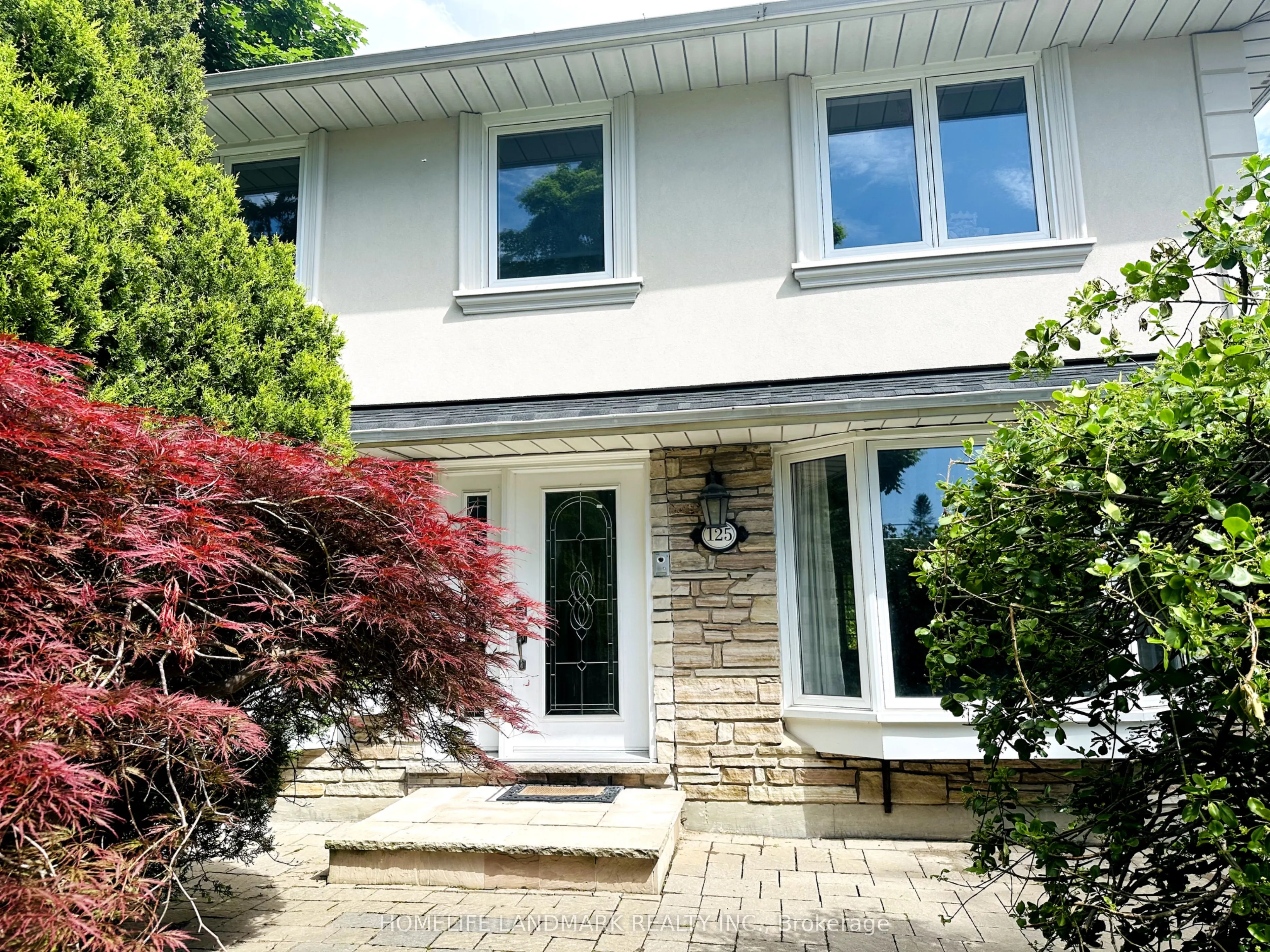 125 Bannatyne Drive