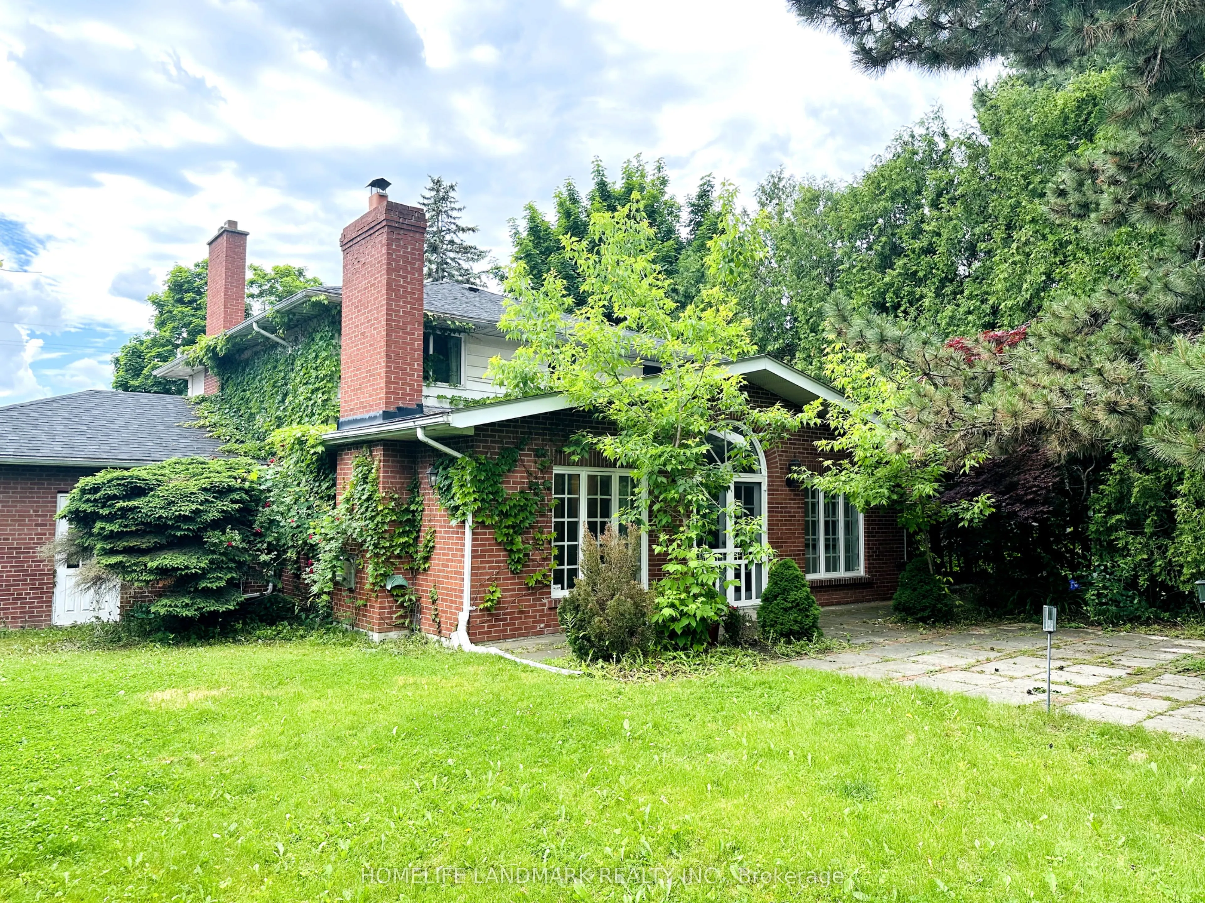 125 Bannatyne Drive