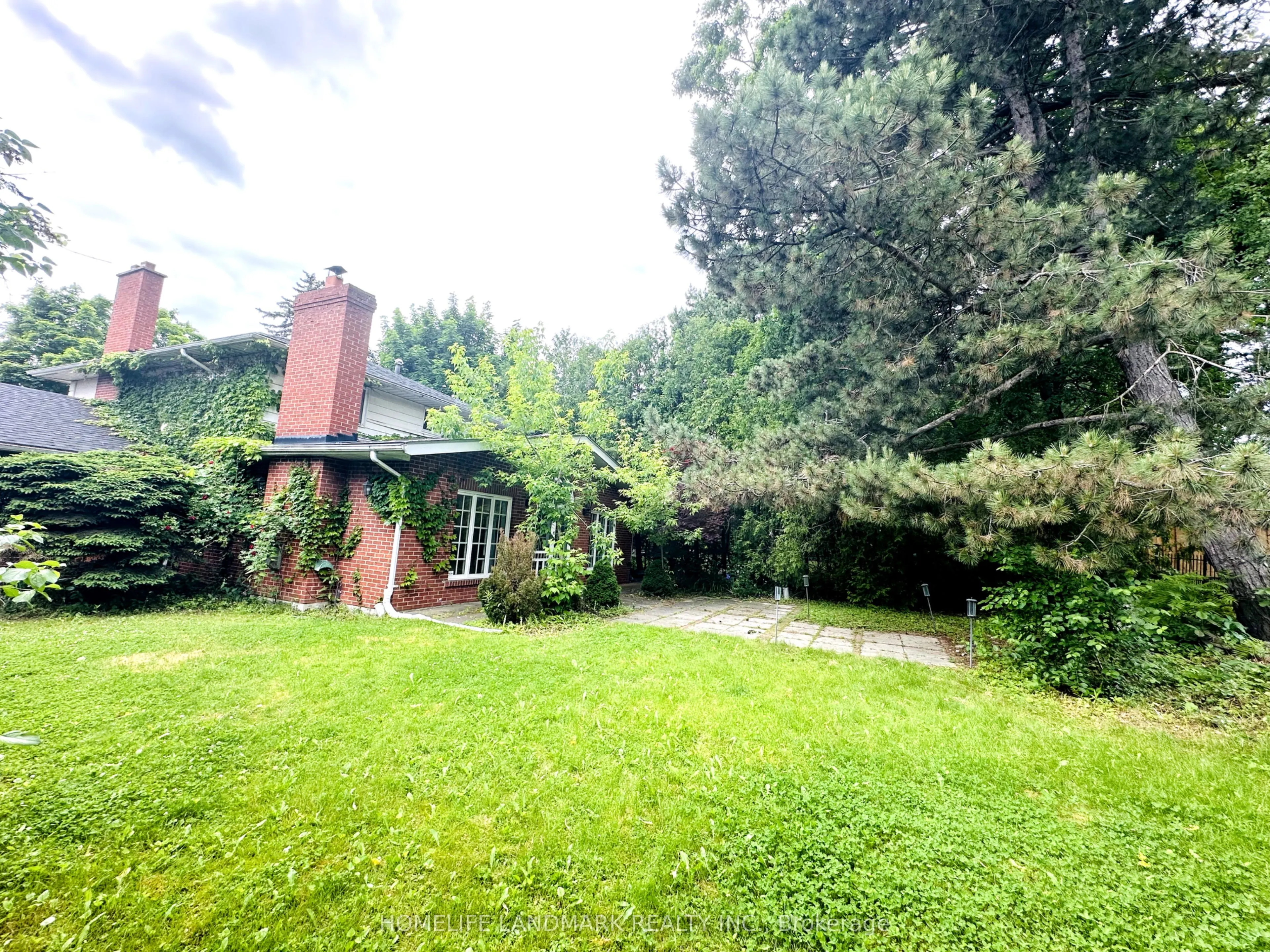 125 Bannatyne Drive