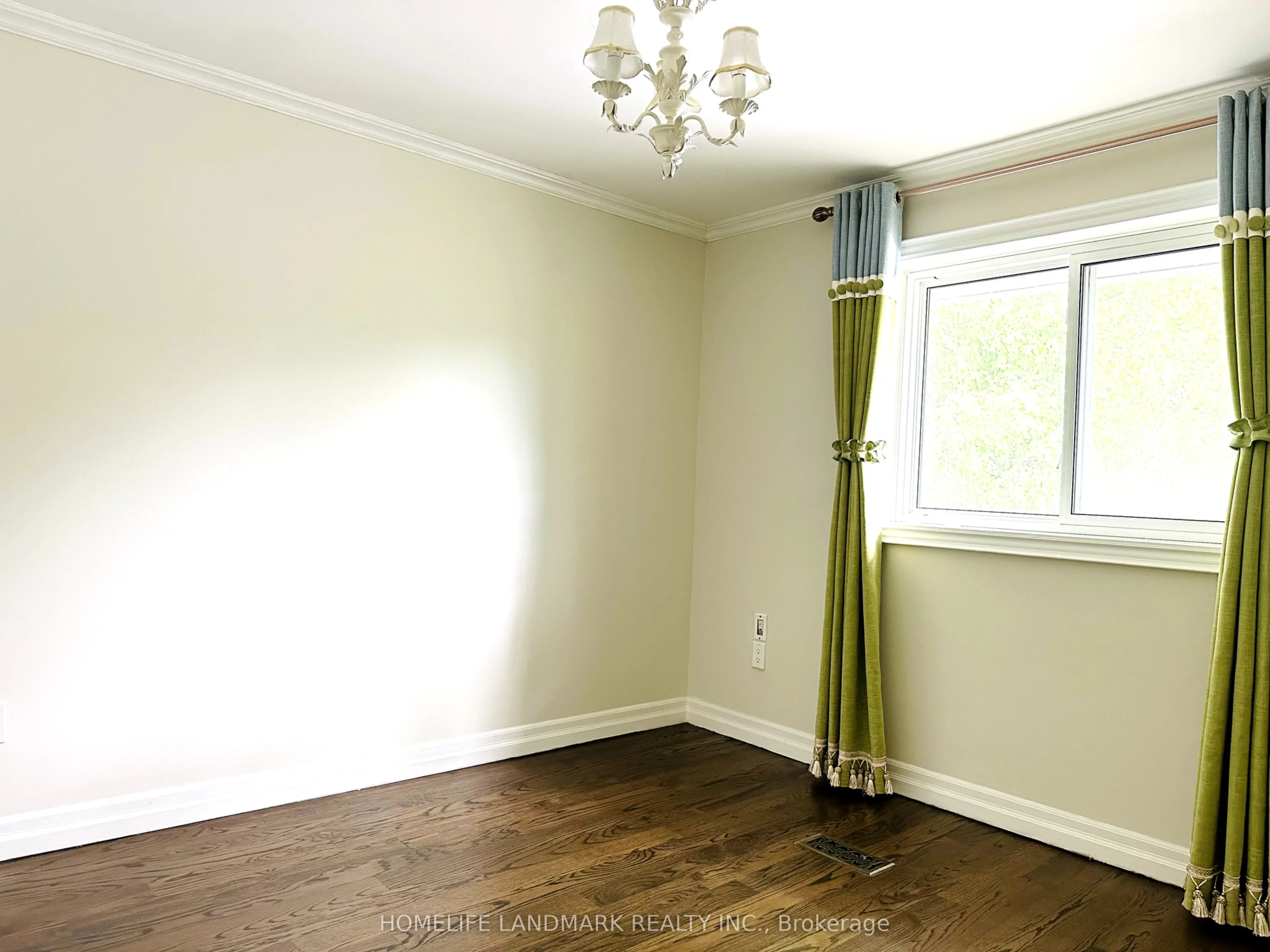 125 Bannatyne Drive