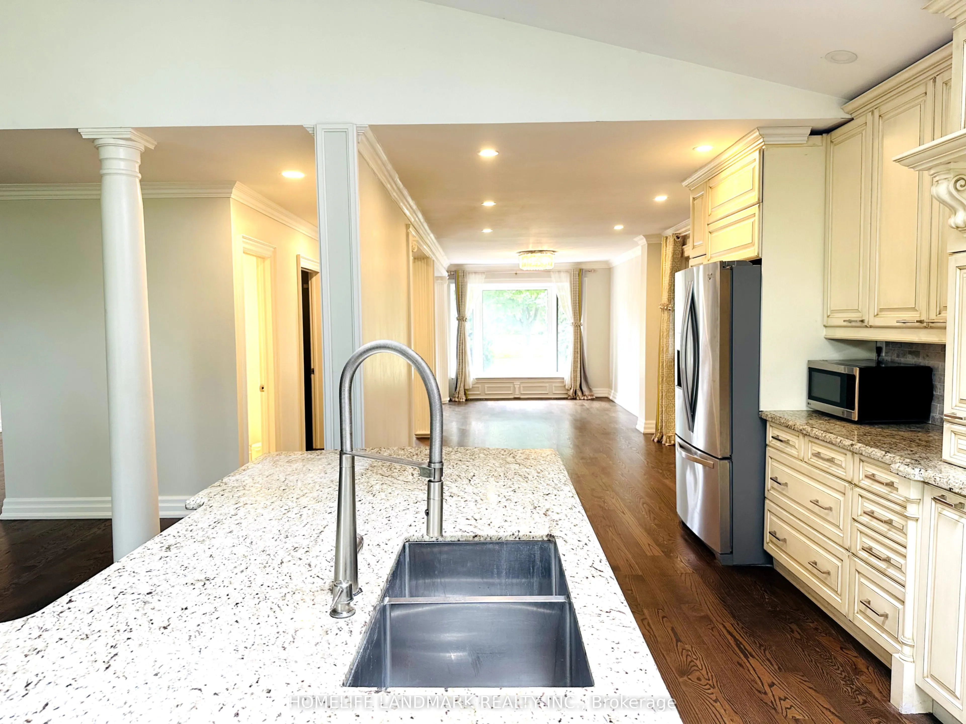 125 Bannatyne Drive