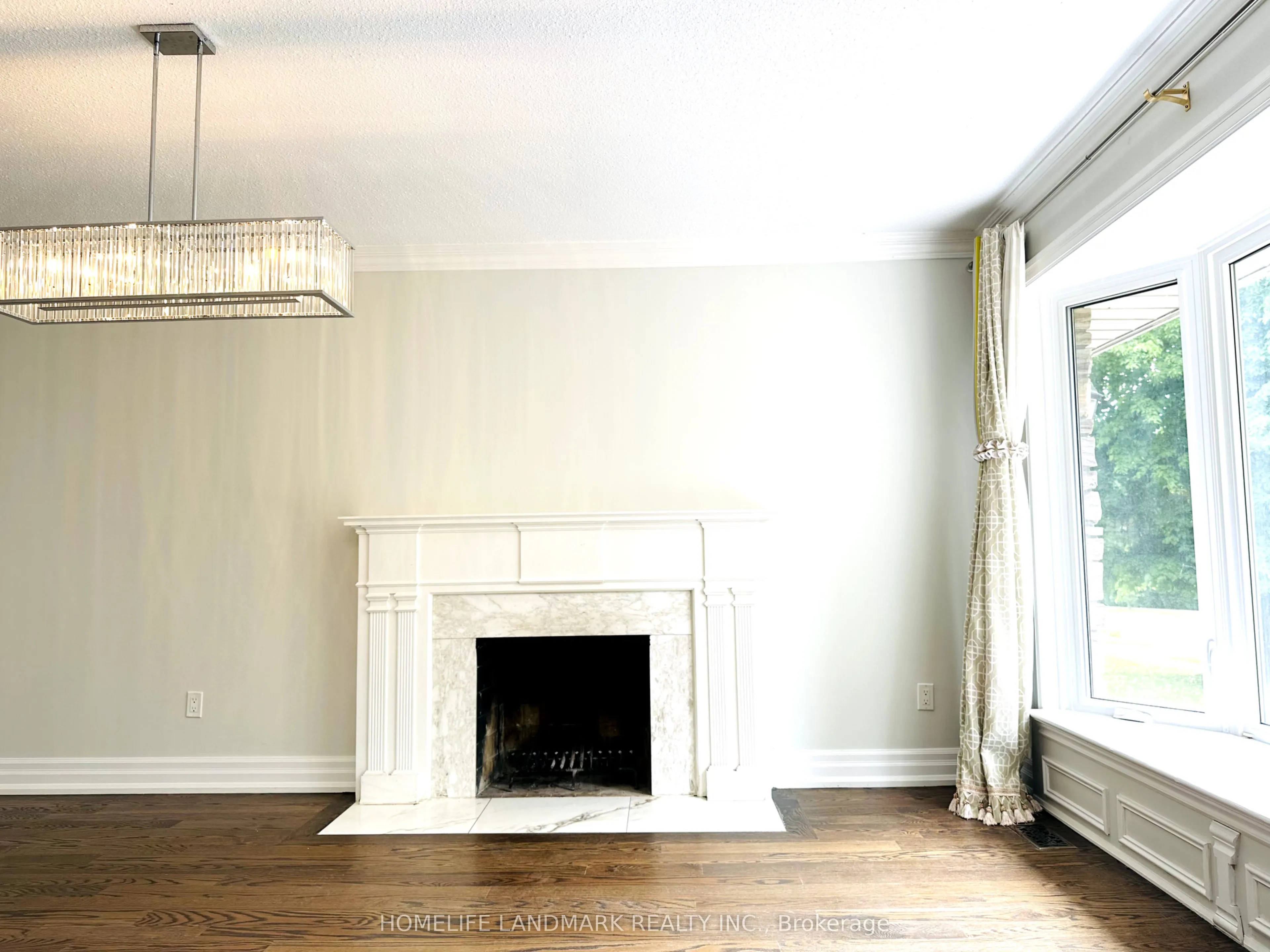 125 Bannatyne Drive