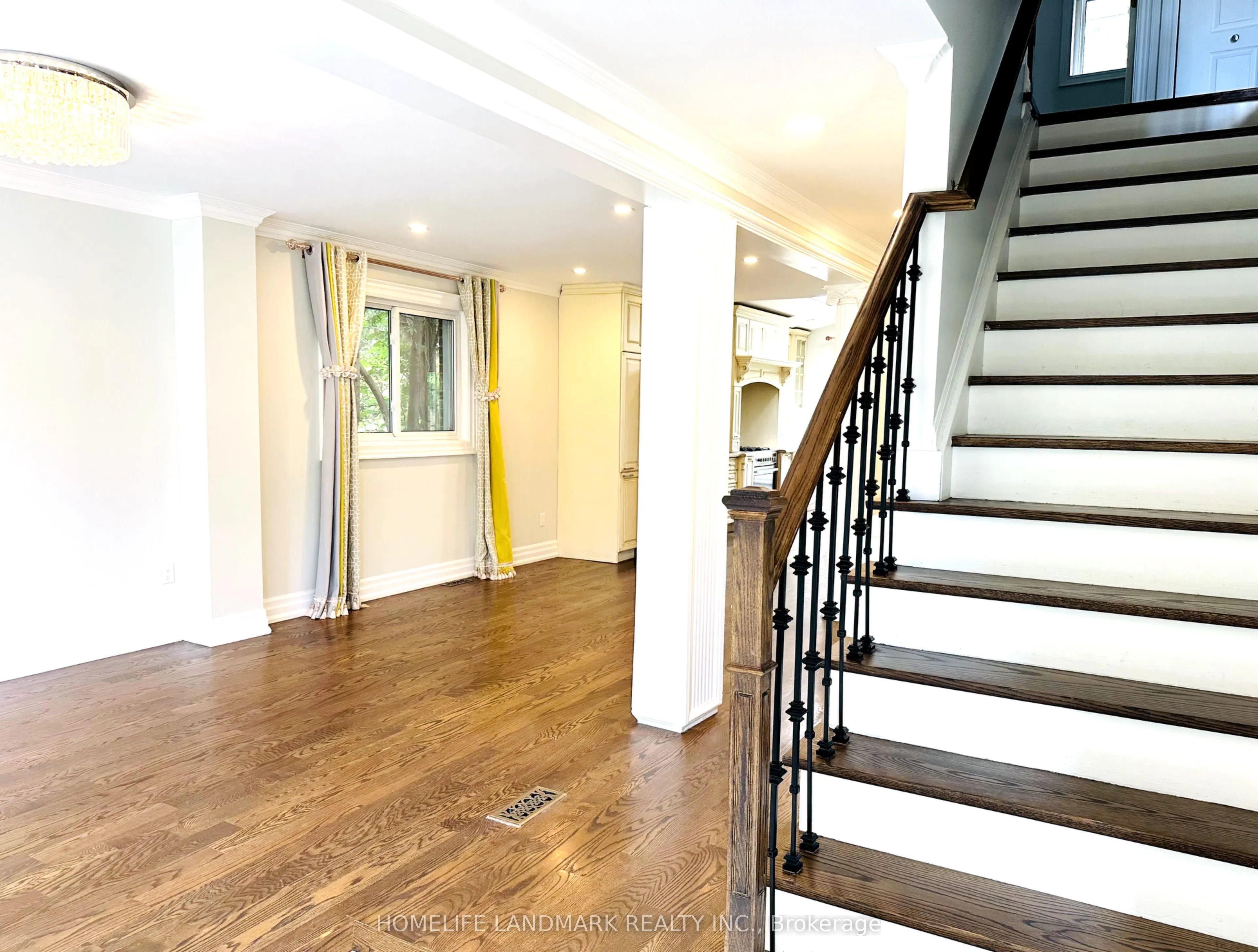 125 Bannatyne Drive