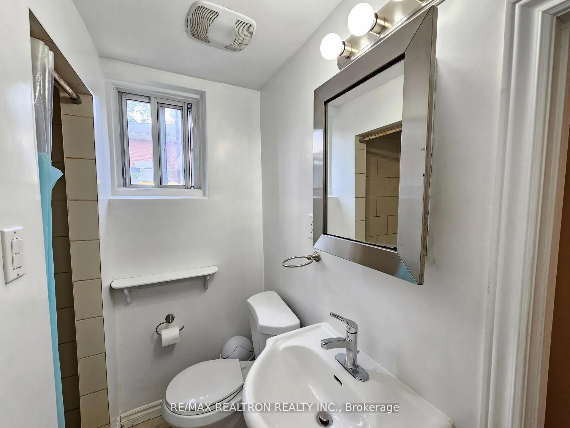 7 Stafford Road, #B1