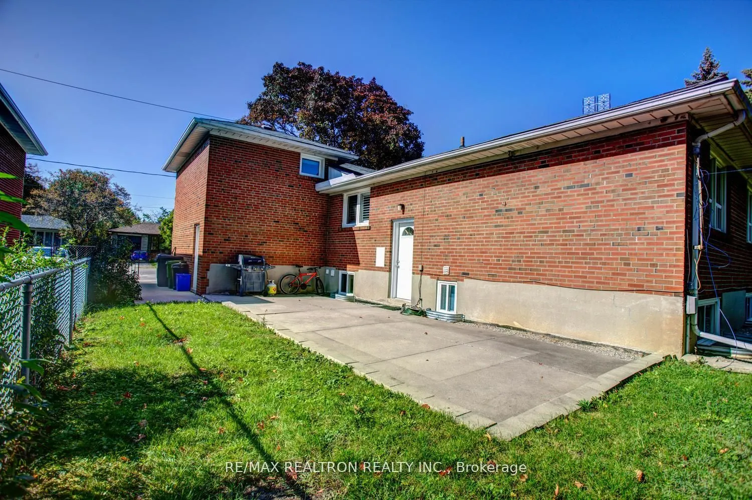 7 Stafford Road, #B1