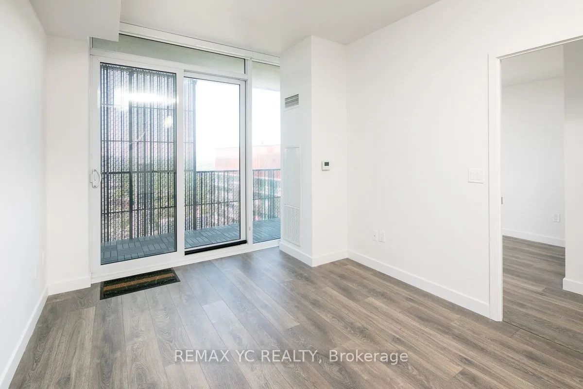 8 Eglinton Avenue E, #3307
