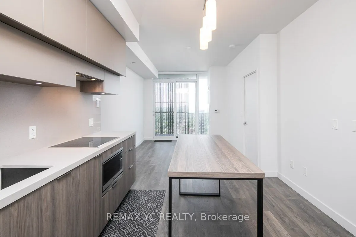 8 Eglinton Avenue E, #3307