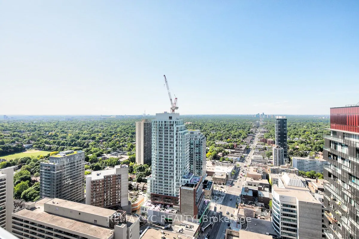 8 Eglinton Avenue E, #3307