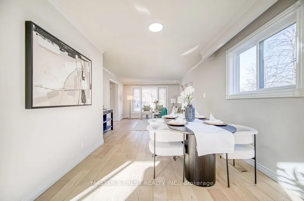 14 Houston Crescent, #upper